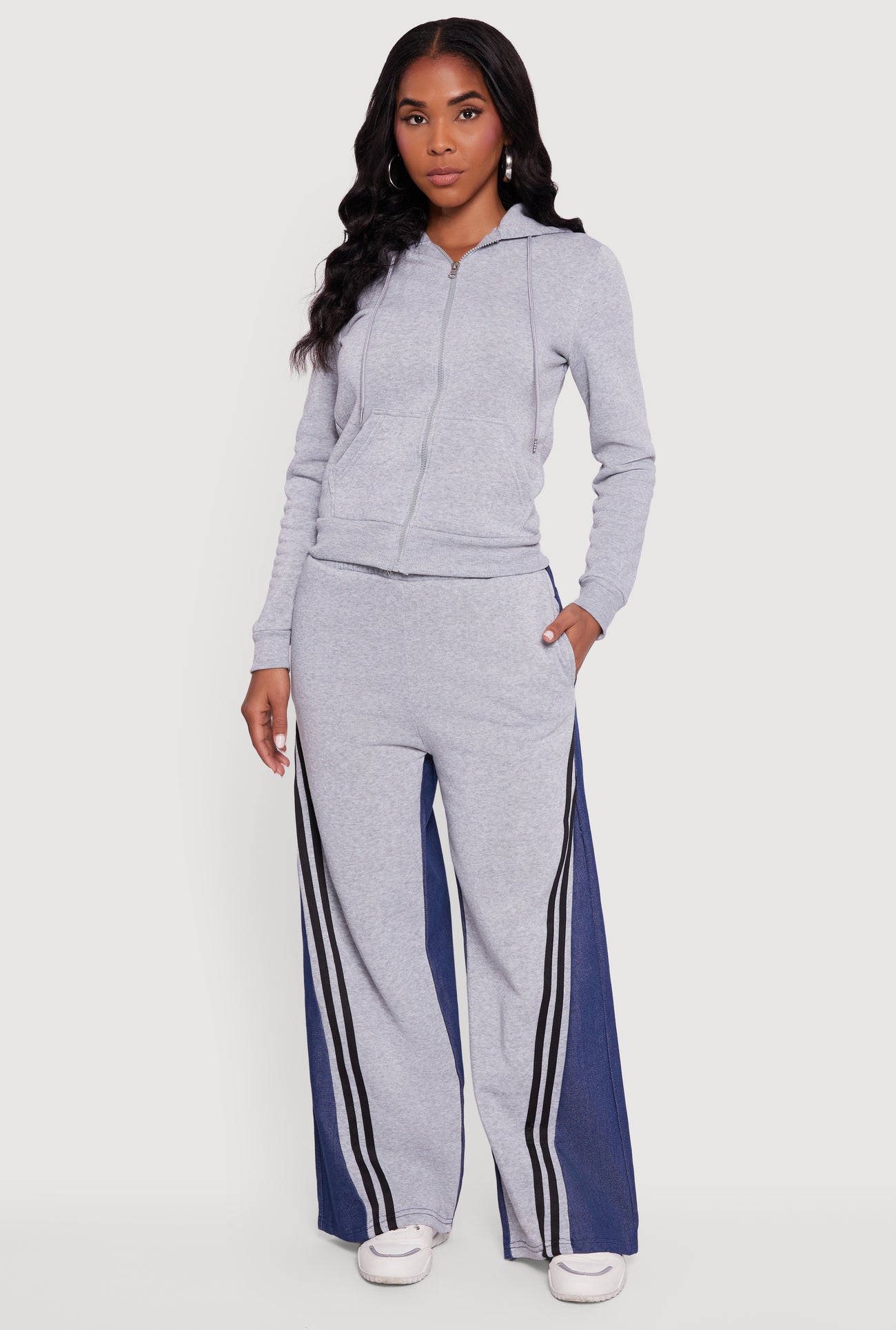 3056063403145004_001