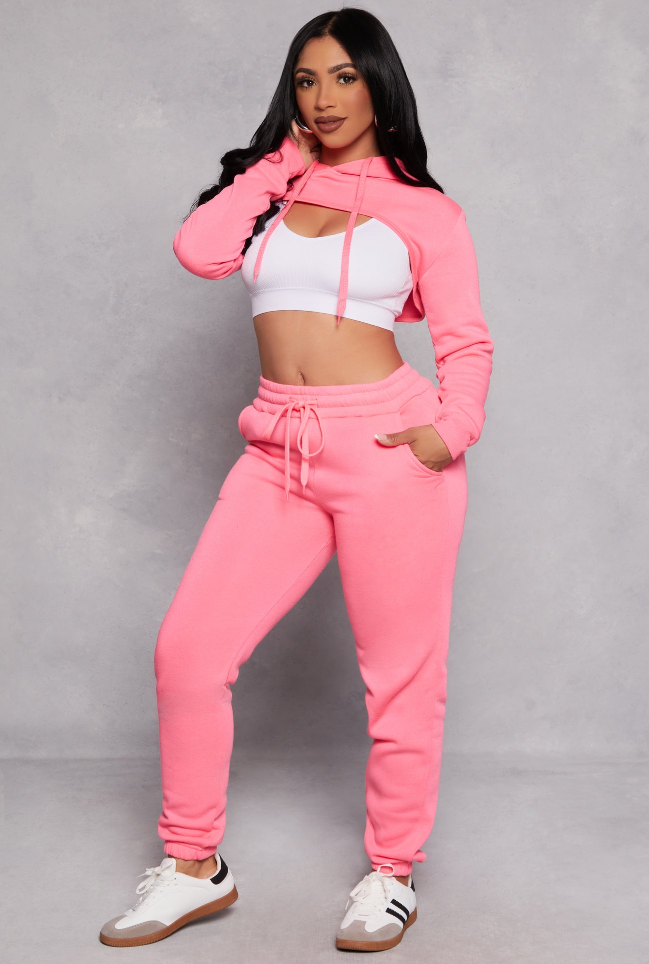 3056063405910068_002