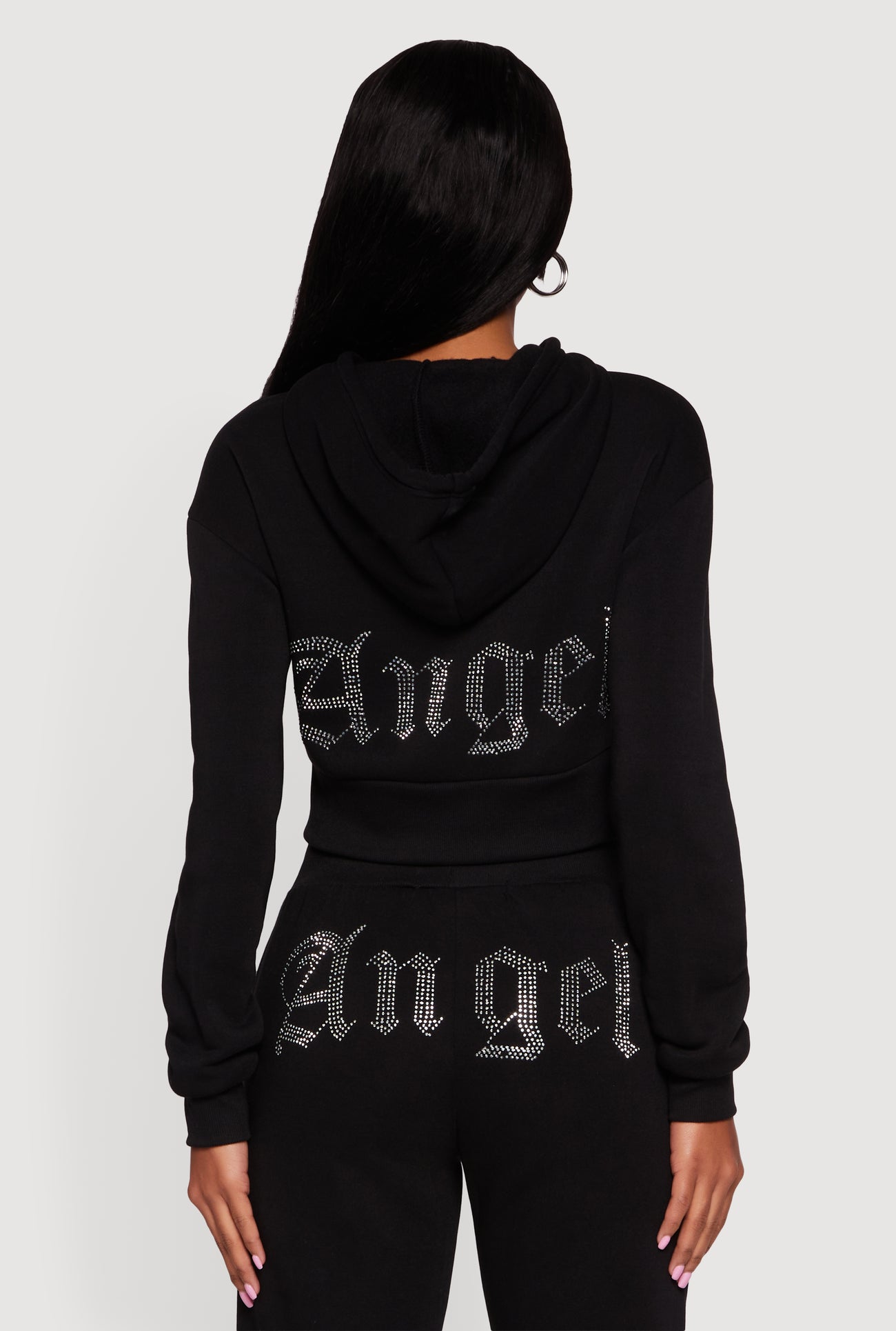 3056072292503001_006