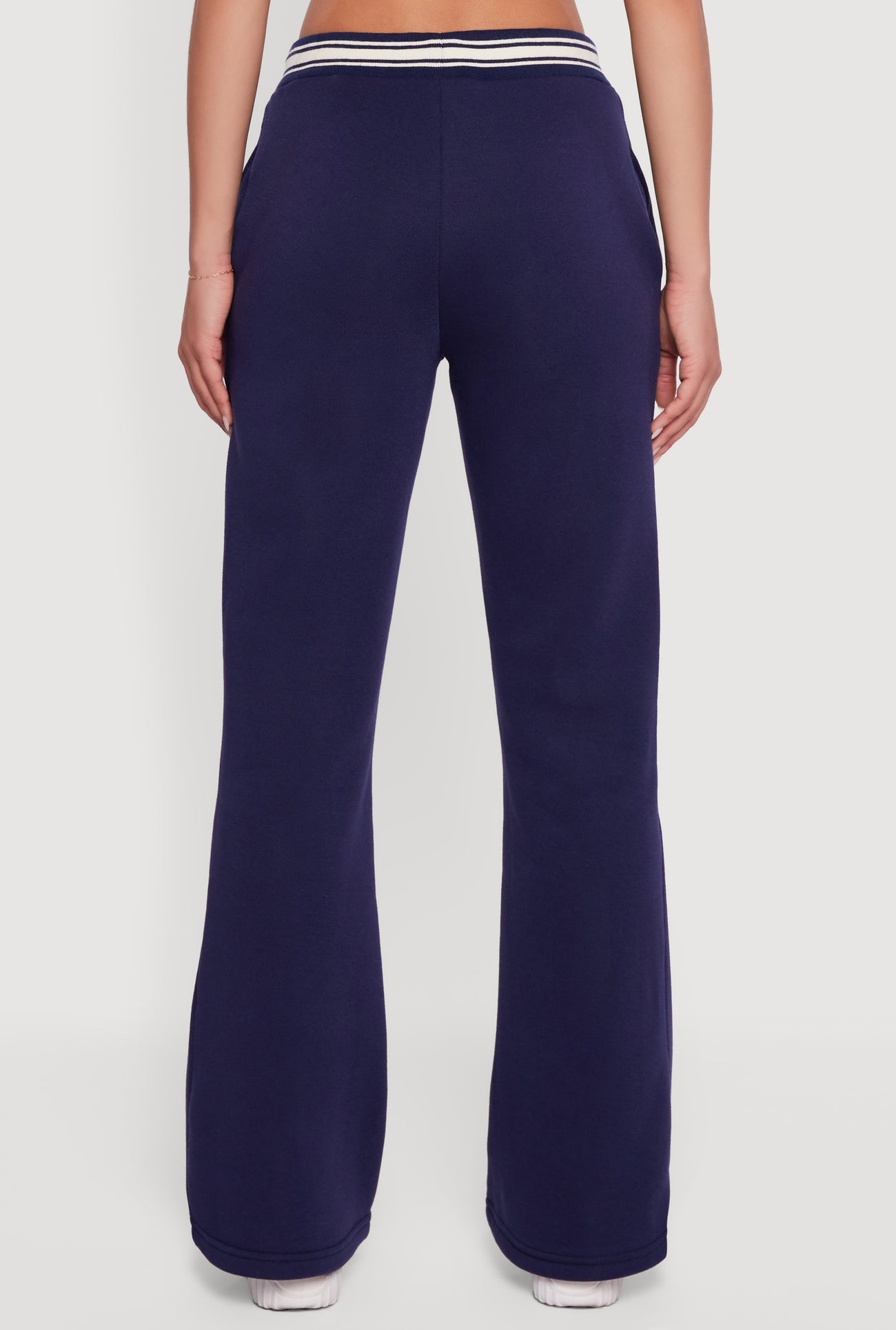 3056072292507041_005