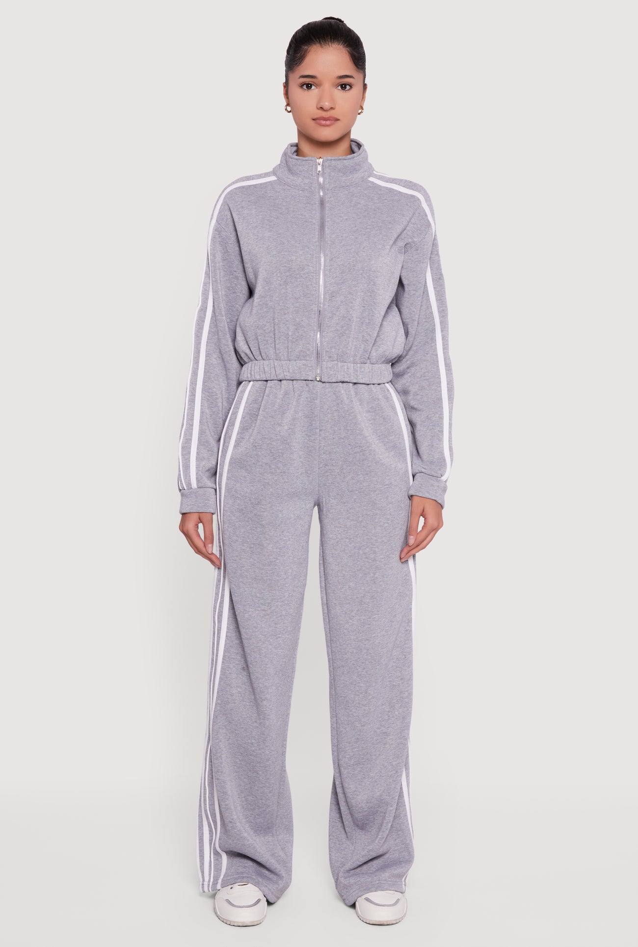 3056072292534004_003