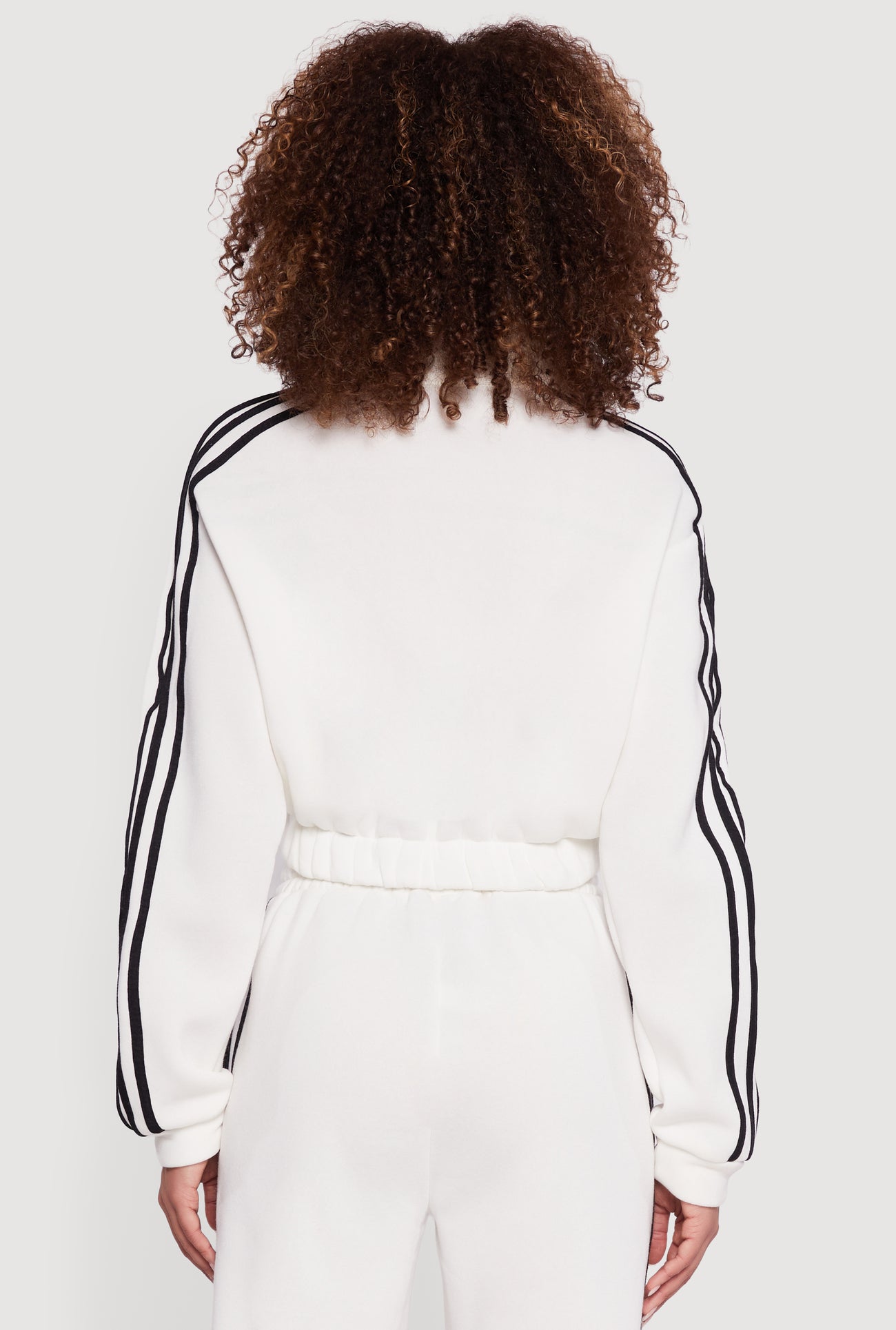 3056072292534011_006