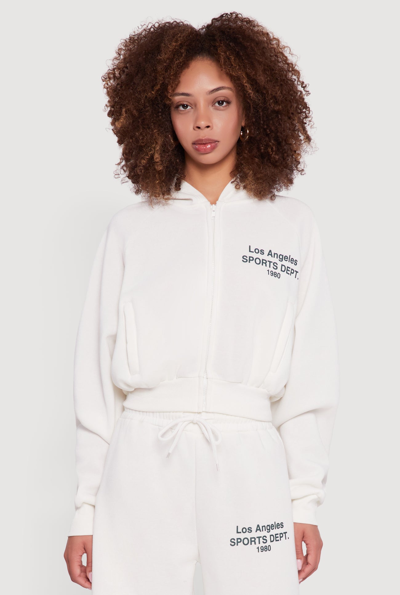 3056072295052011_001