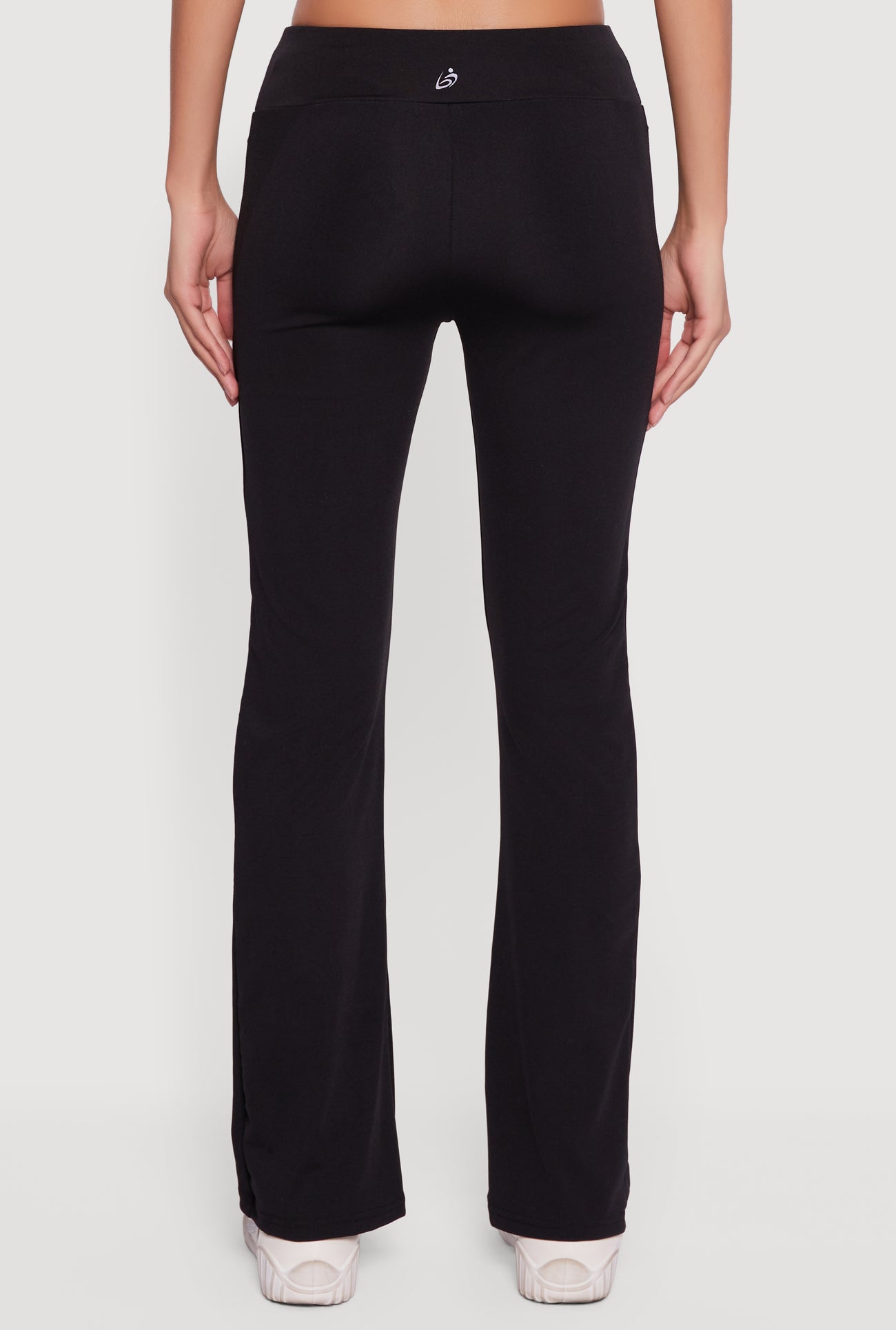 3058038346871001_005