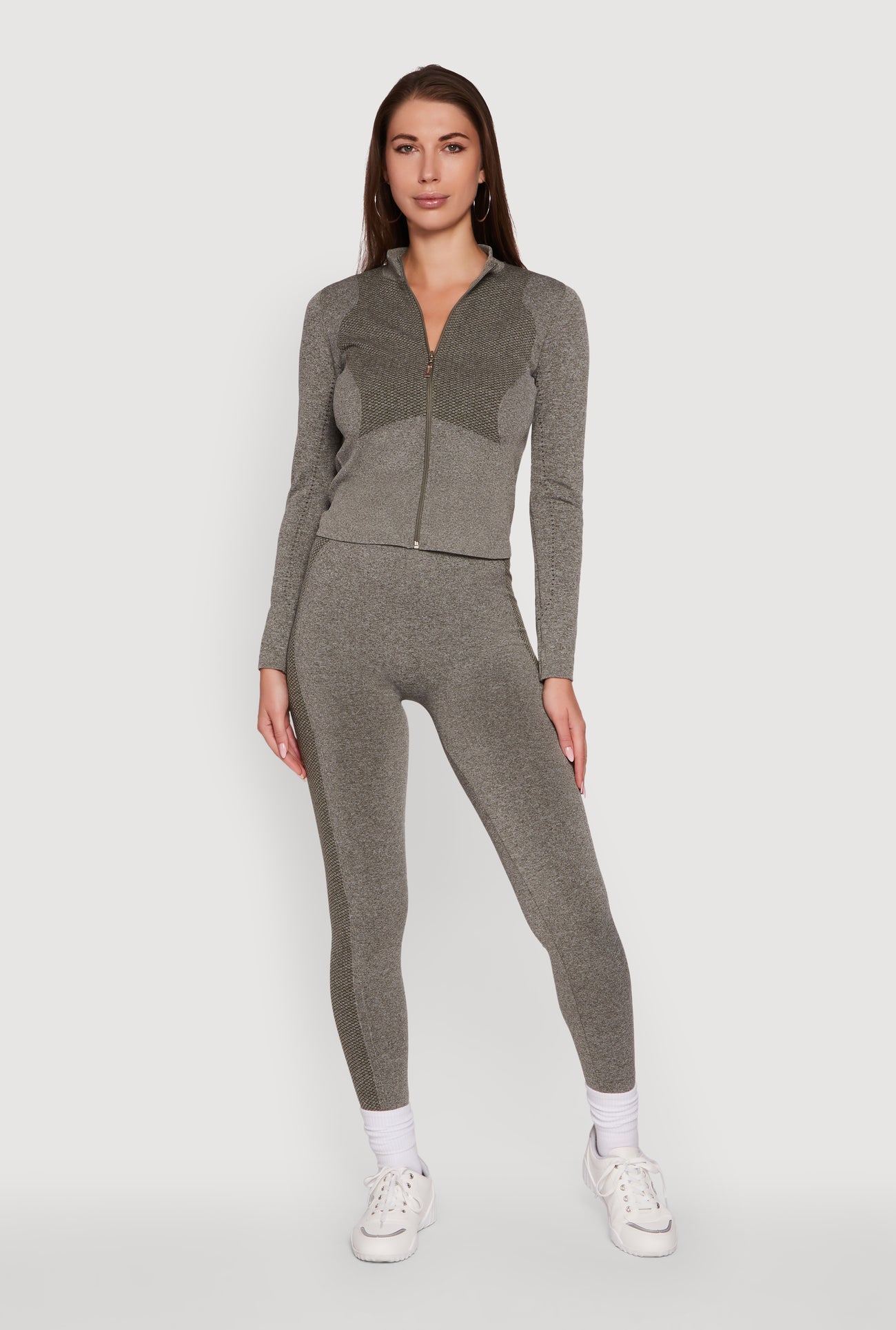 3058058755172032_003