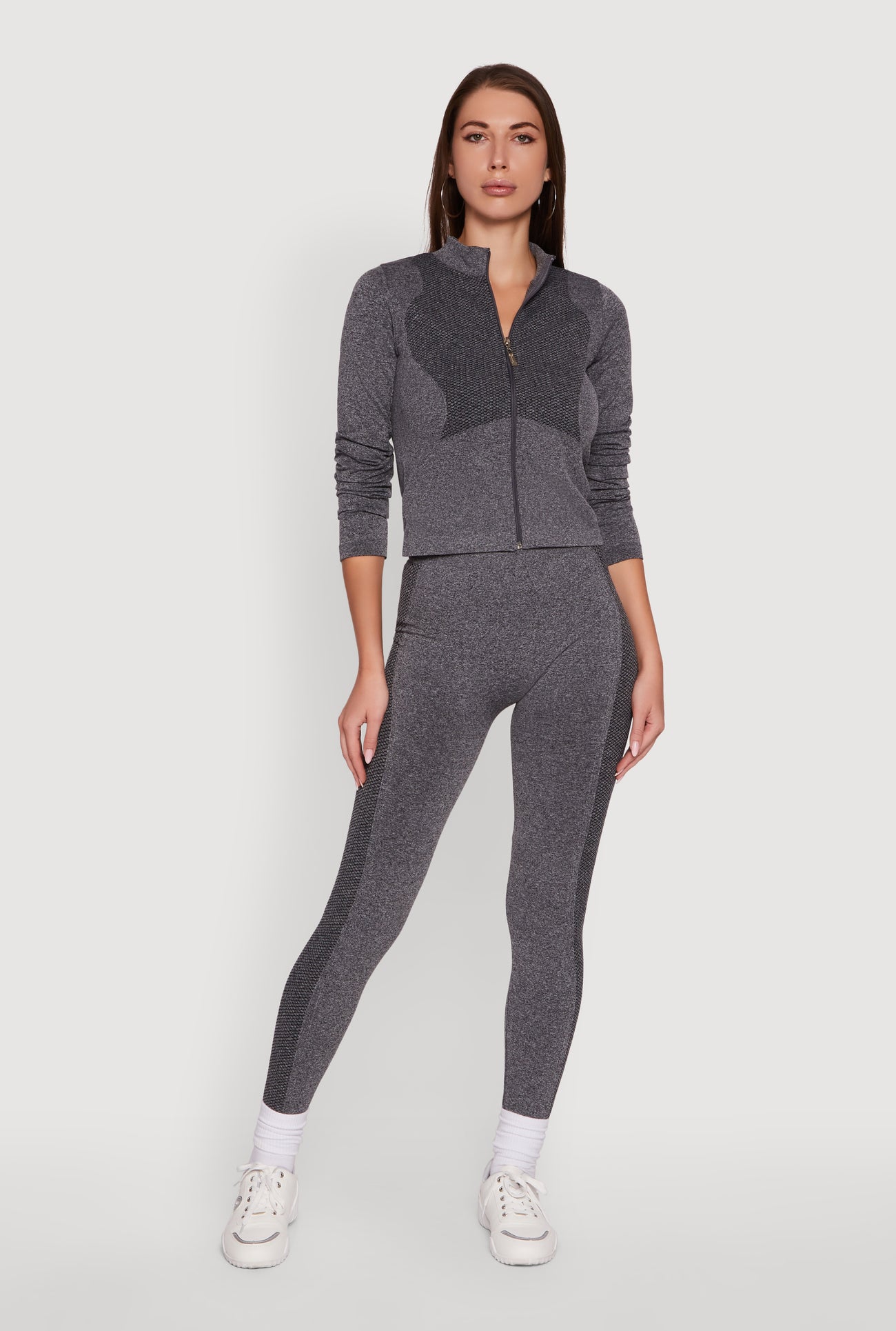 3058058755173003_001