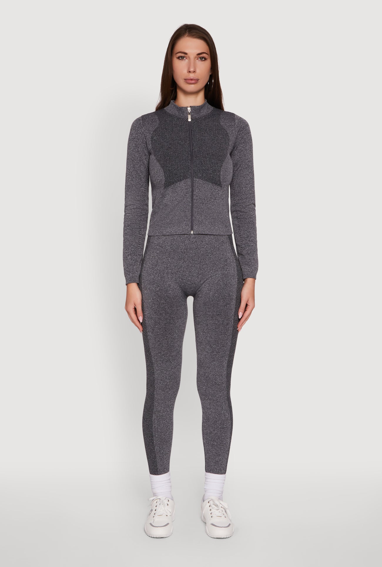 3058058755173003_002