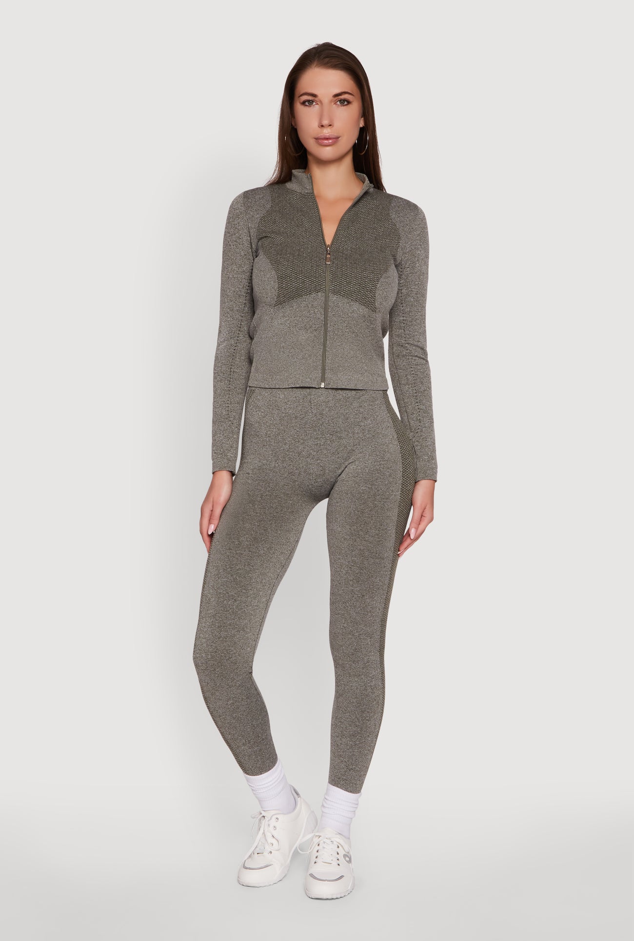 3058058755173032_002