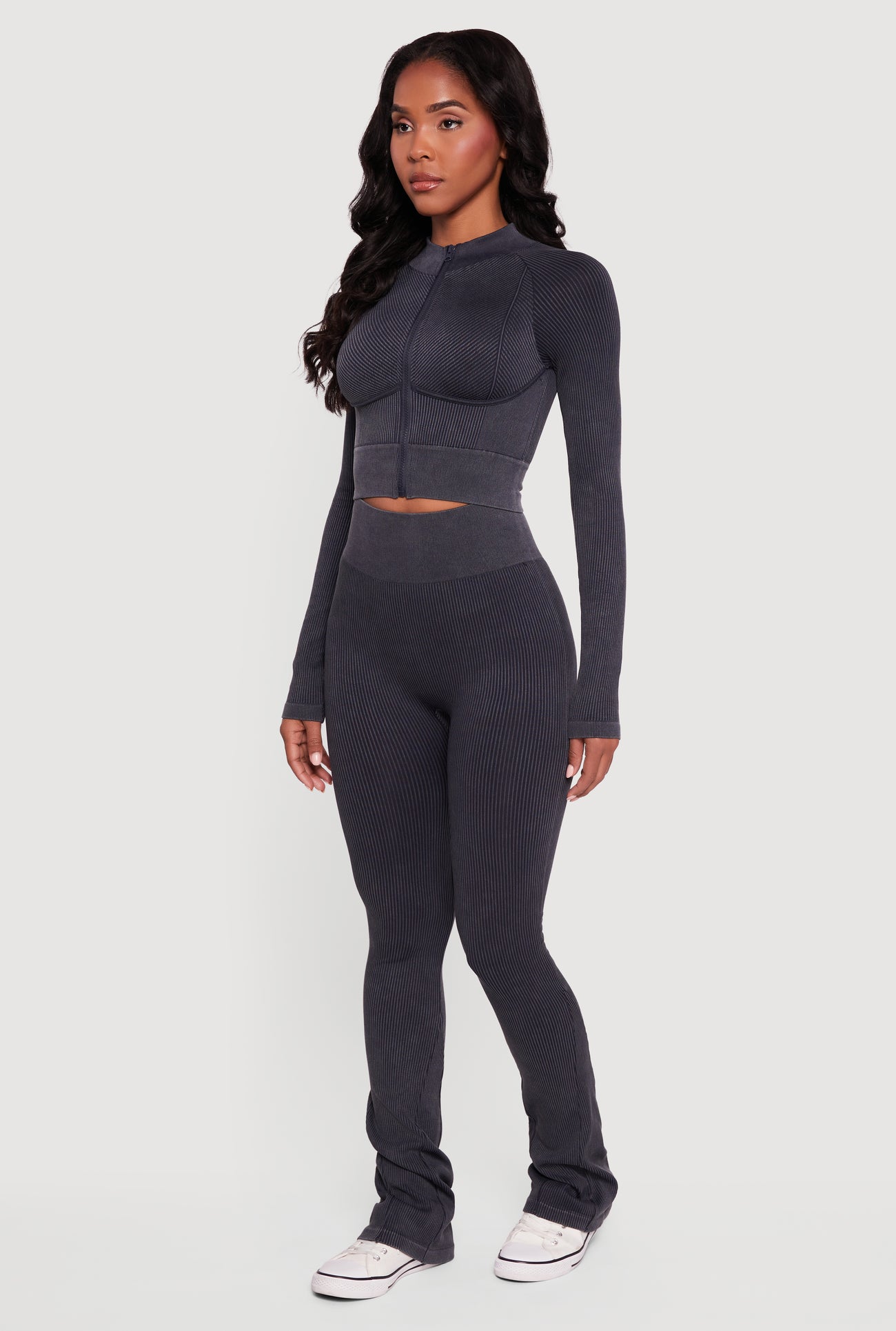 3058060580333001_002