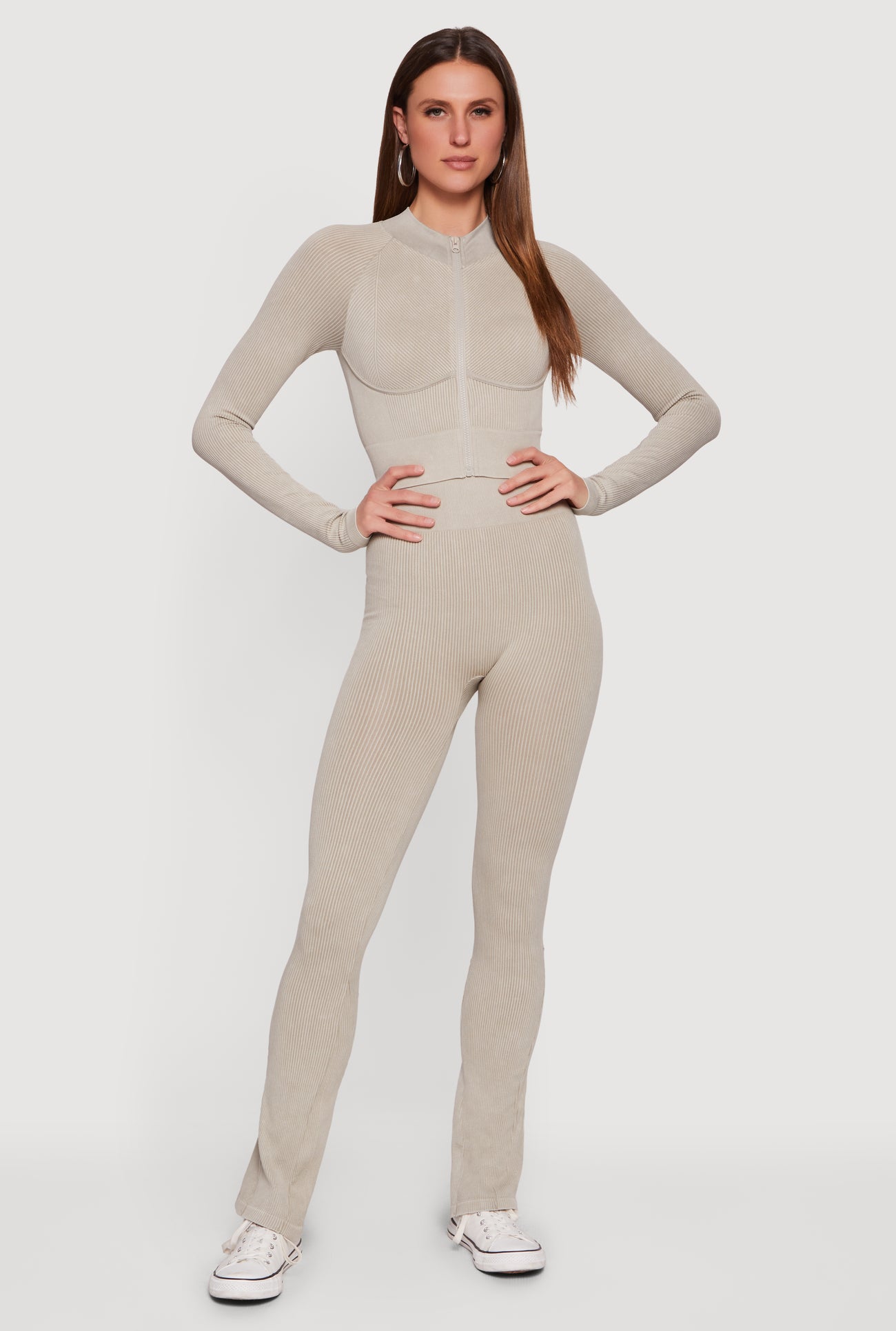 3058060580333405_001