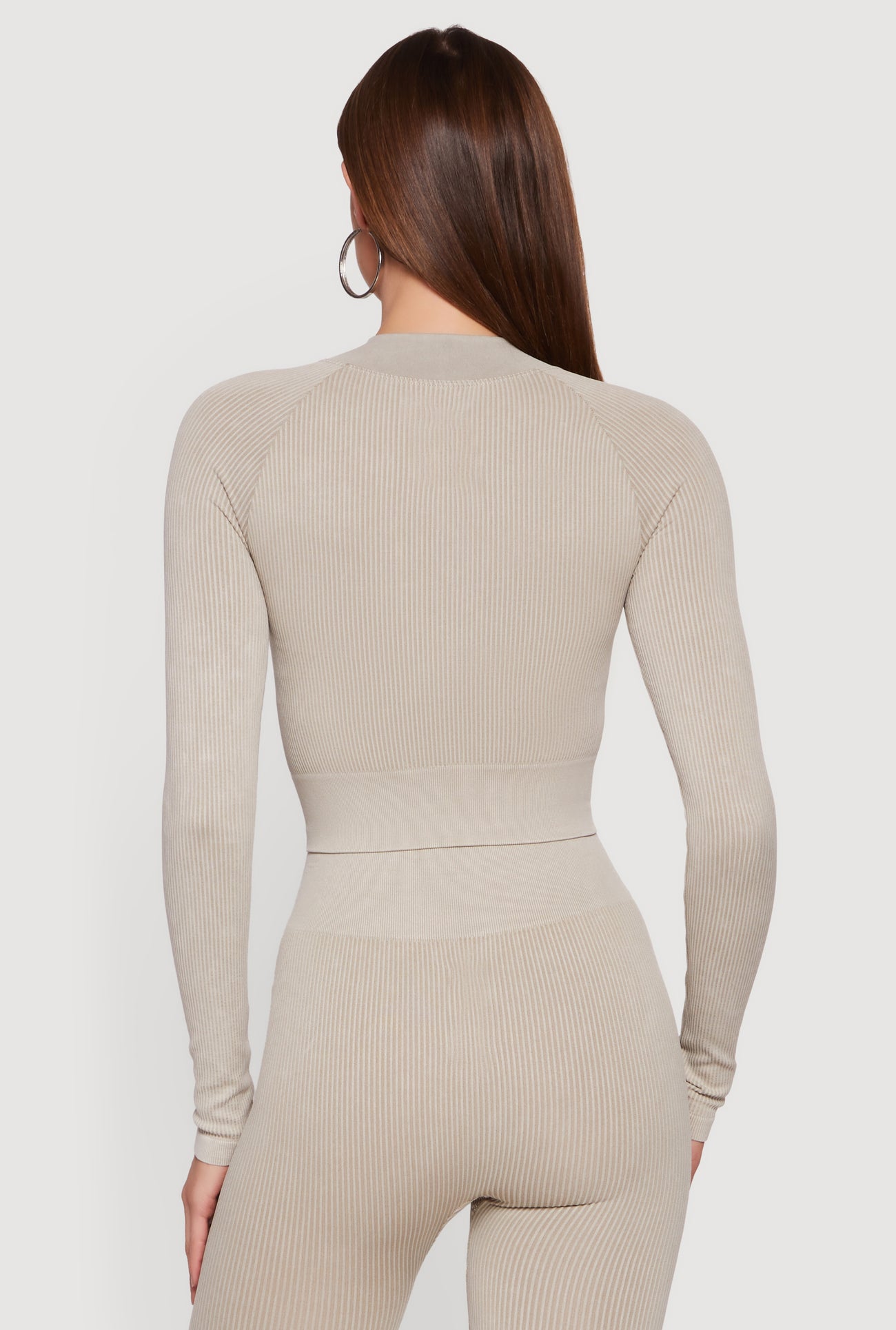 3058060583330405_005