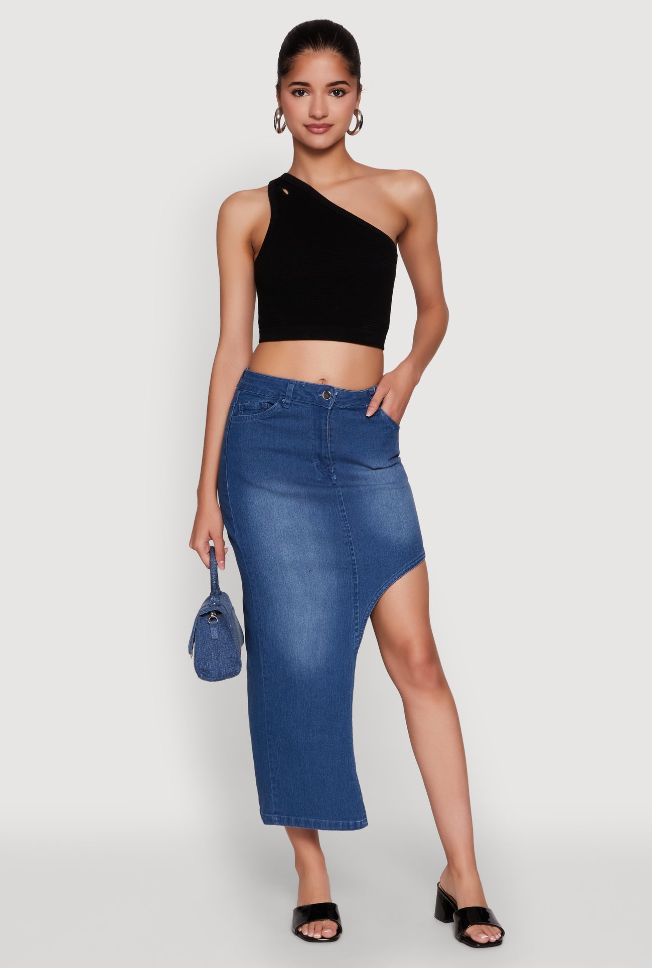 3062038346239404_001