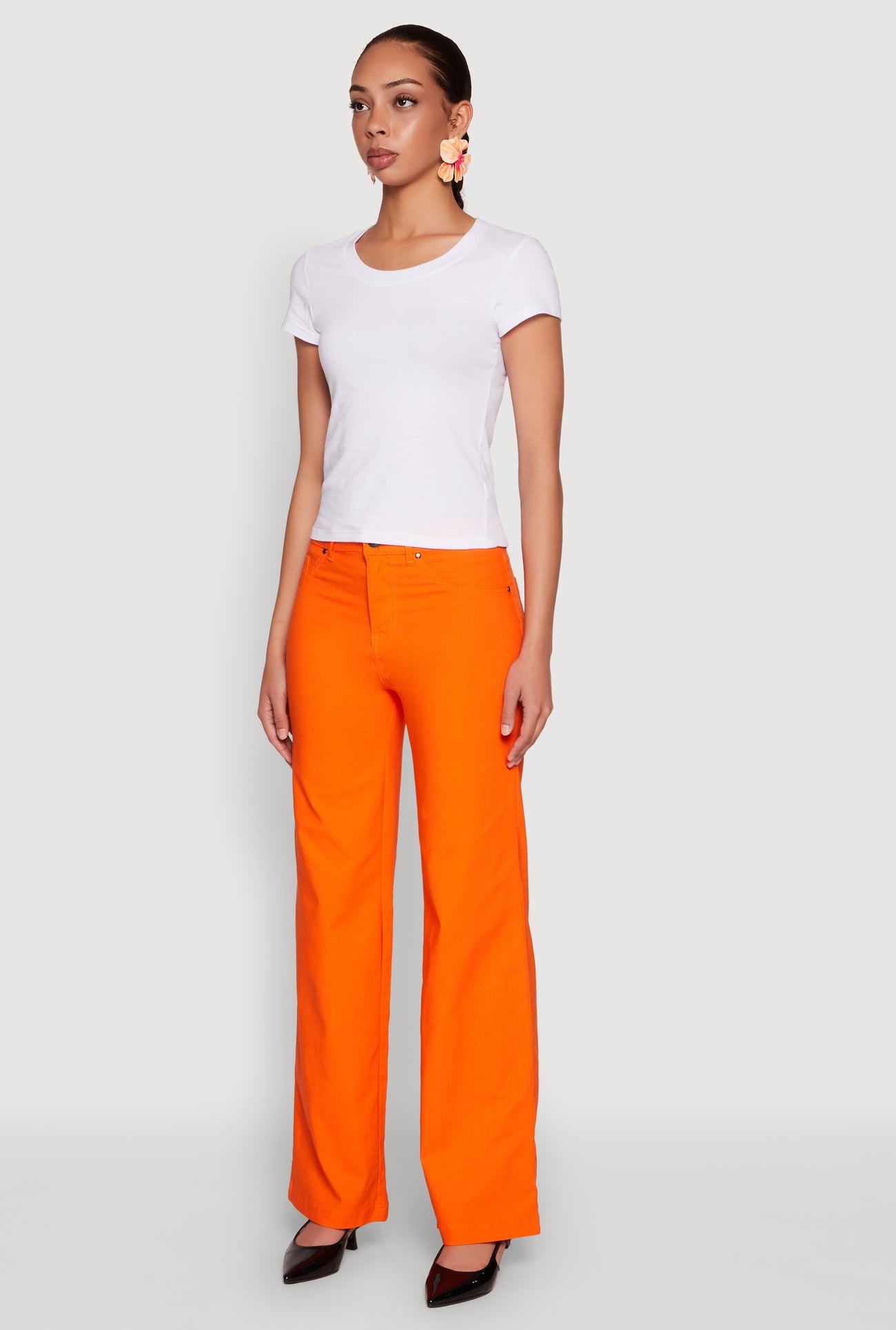 3074056577898060_003