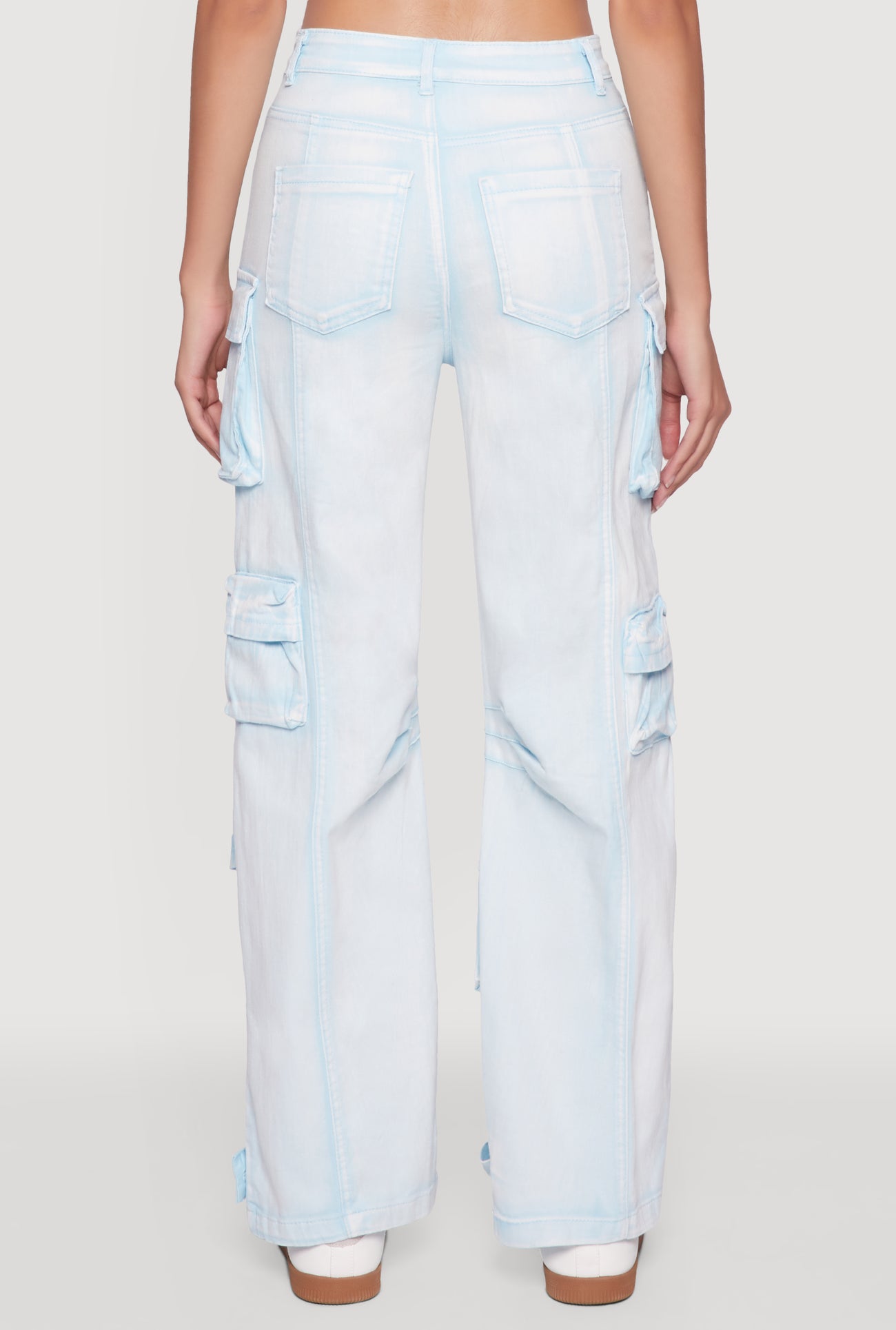 3074064722423040_006