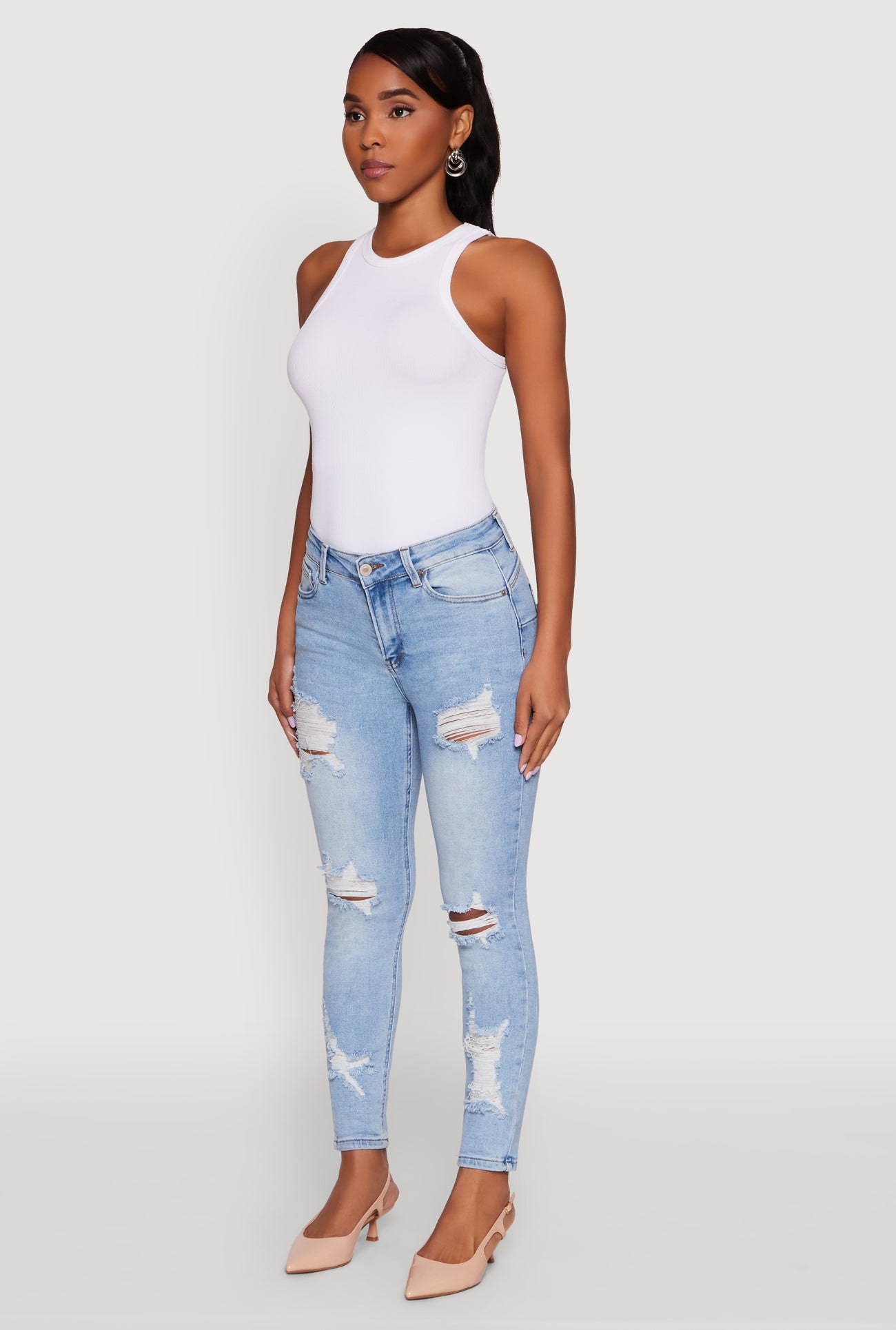 3074071610205402_003