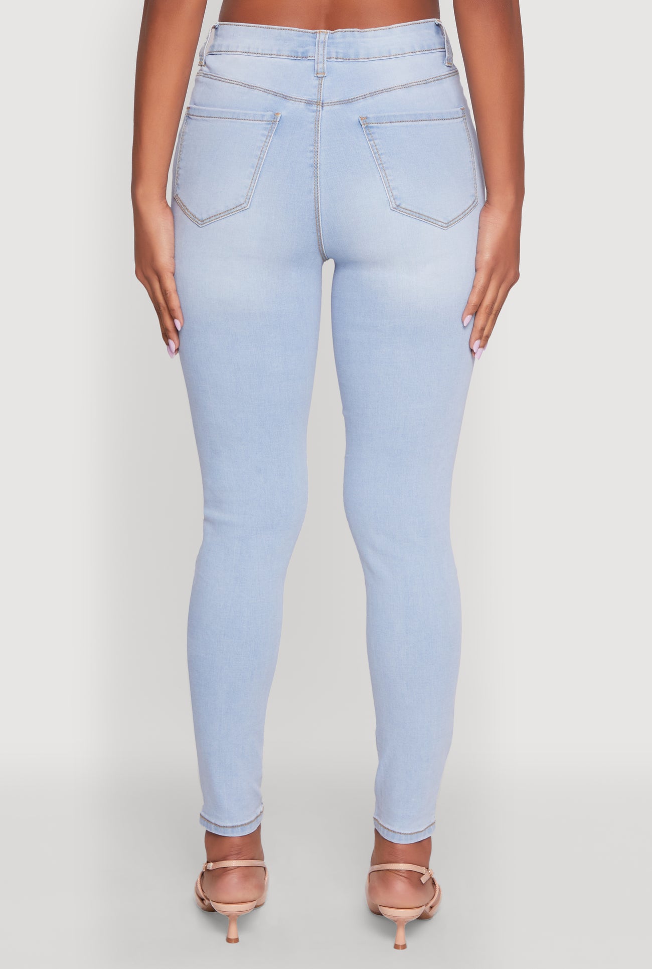 3074071610286402_006