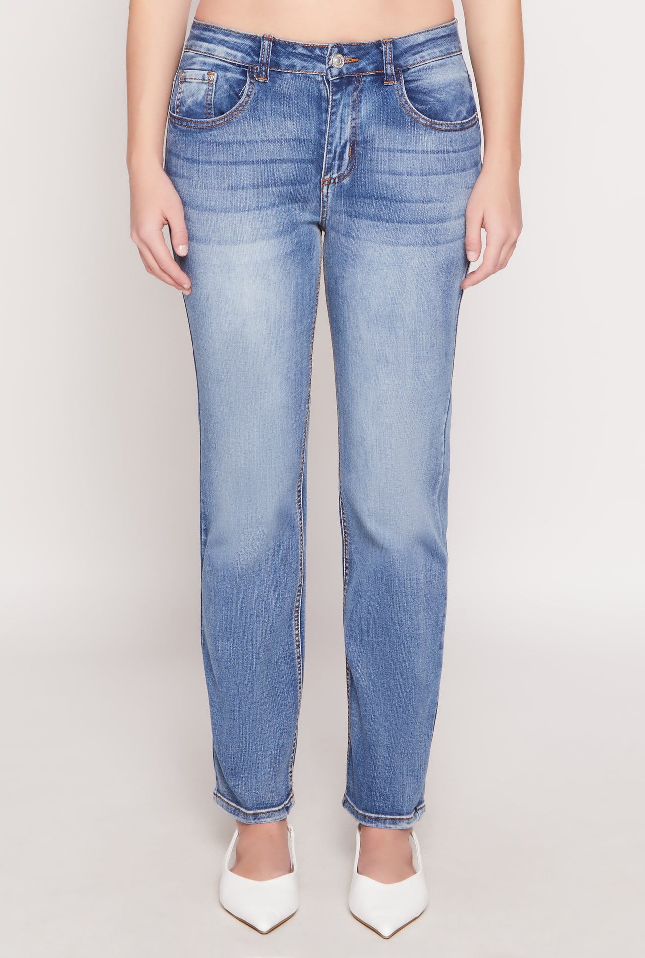 3074071610368404_003