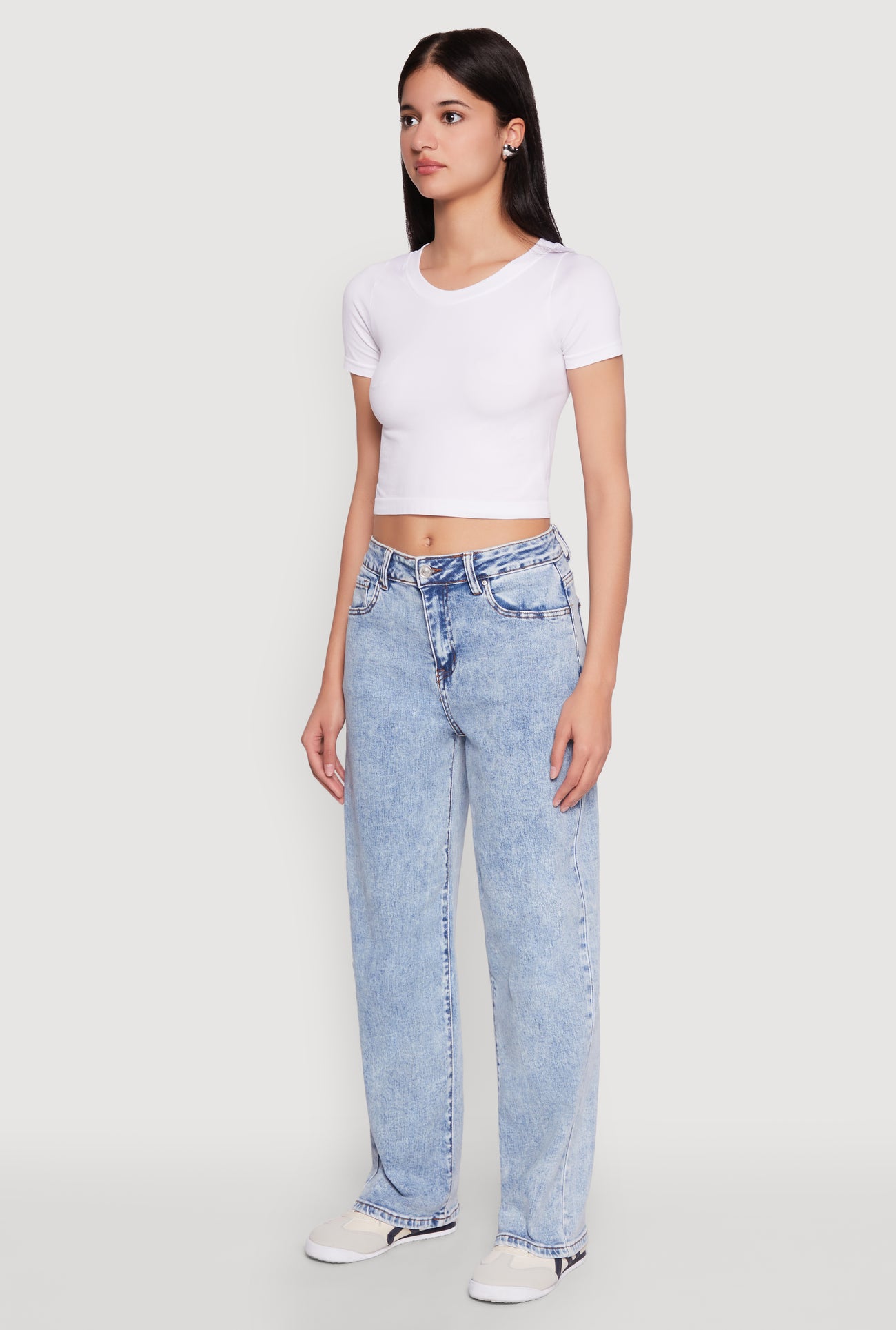 3074071610377404_003