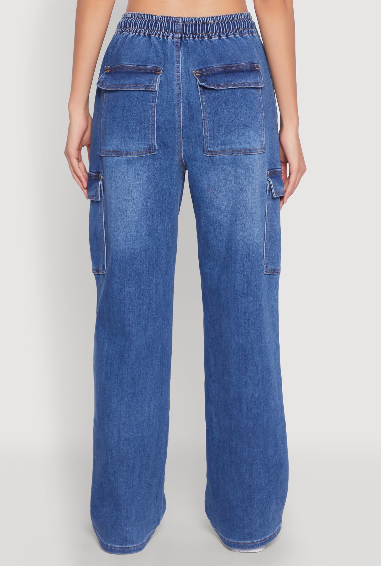 3074071610378402_006