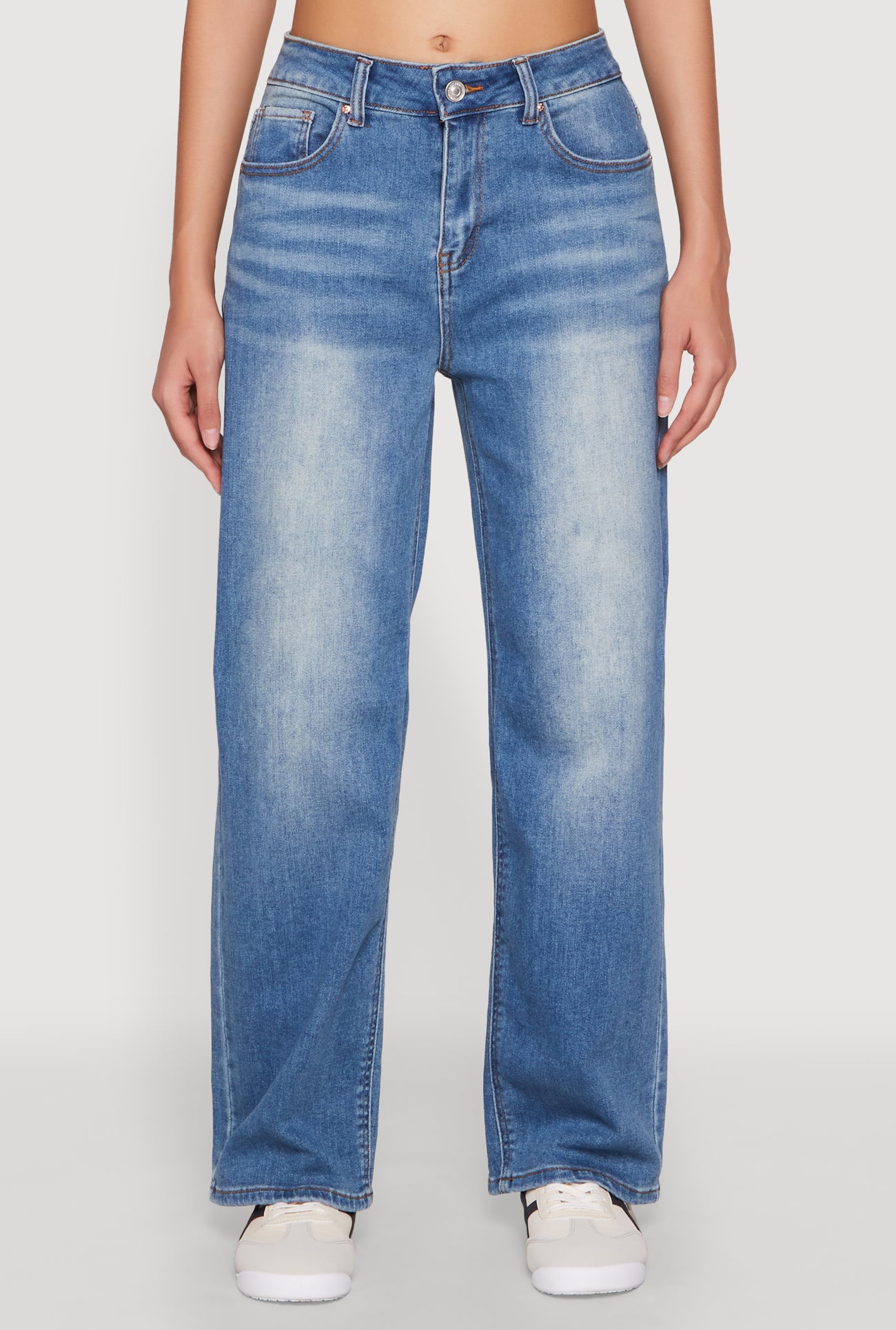 3074071610379404_005