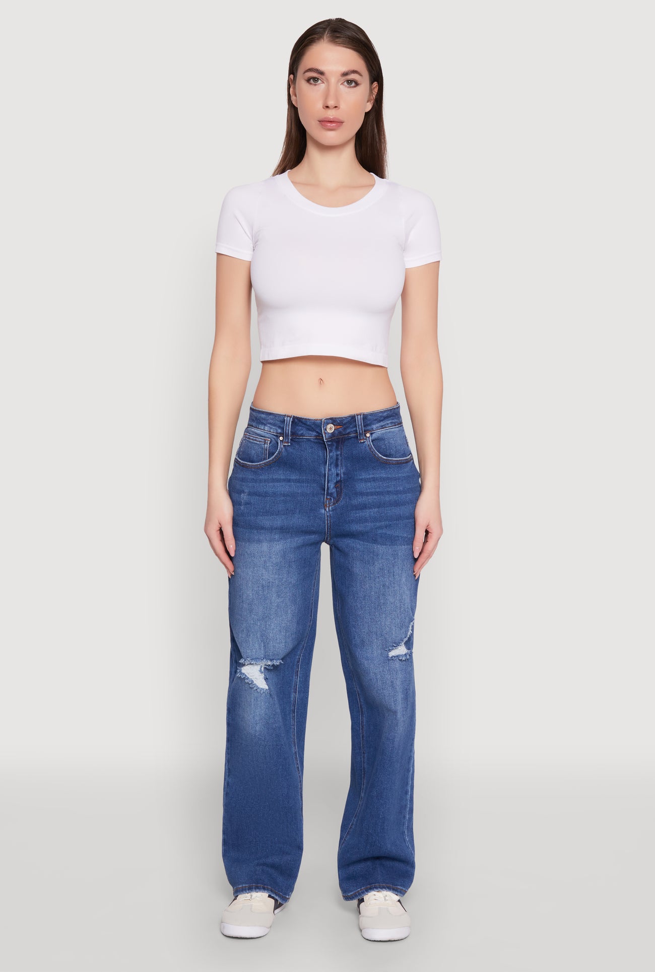 3074071610381404_002