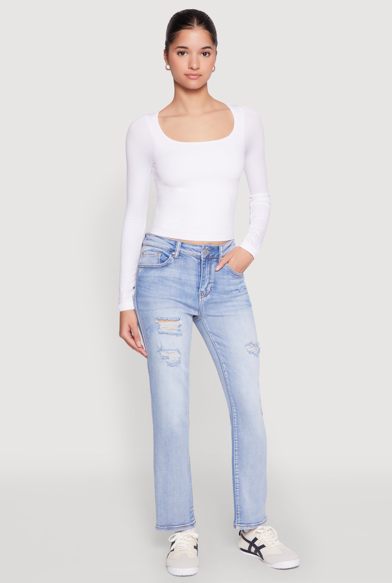 3074071610382402_001