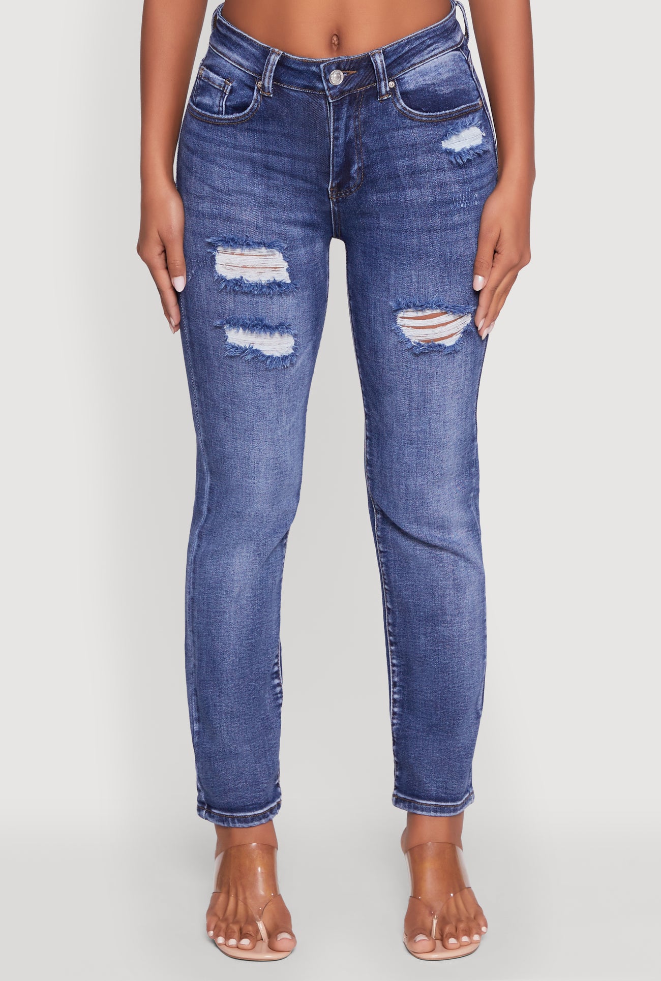 3074071610382408_005