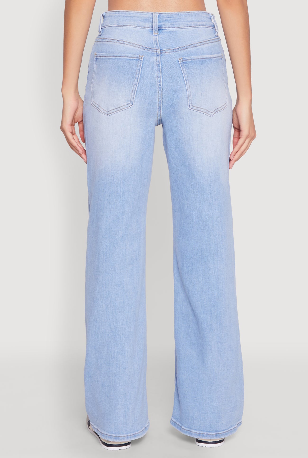 3074071610386402_006