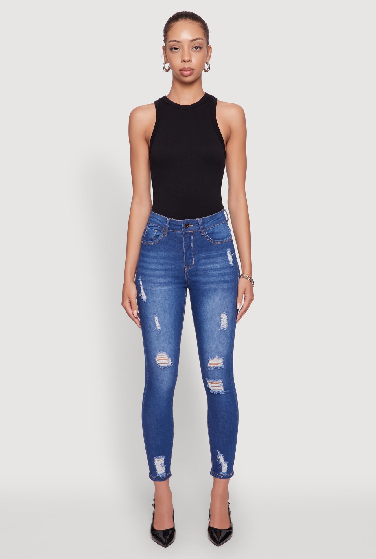 3074071612174404_002