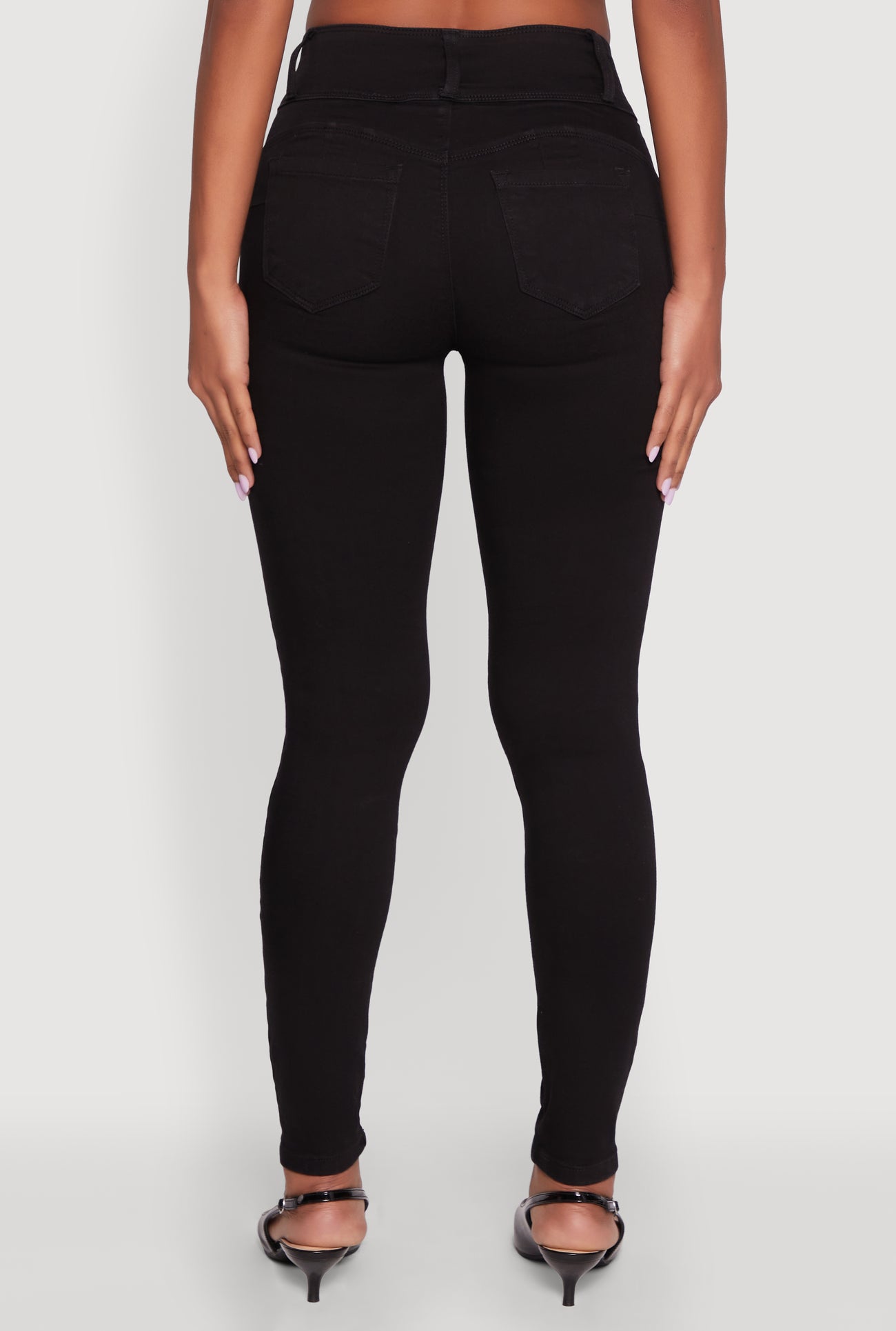 3074071612400001_006