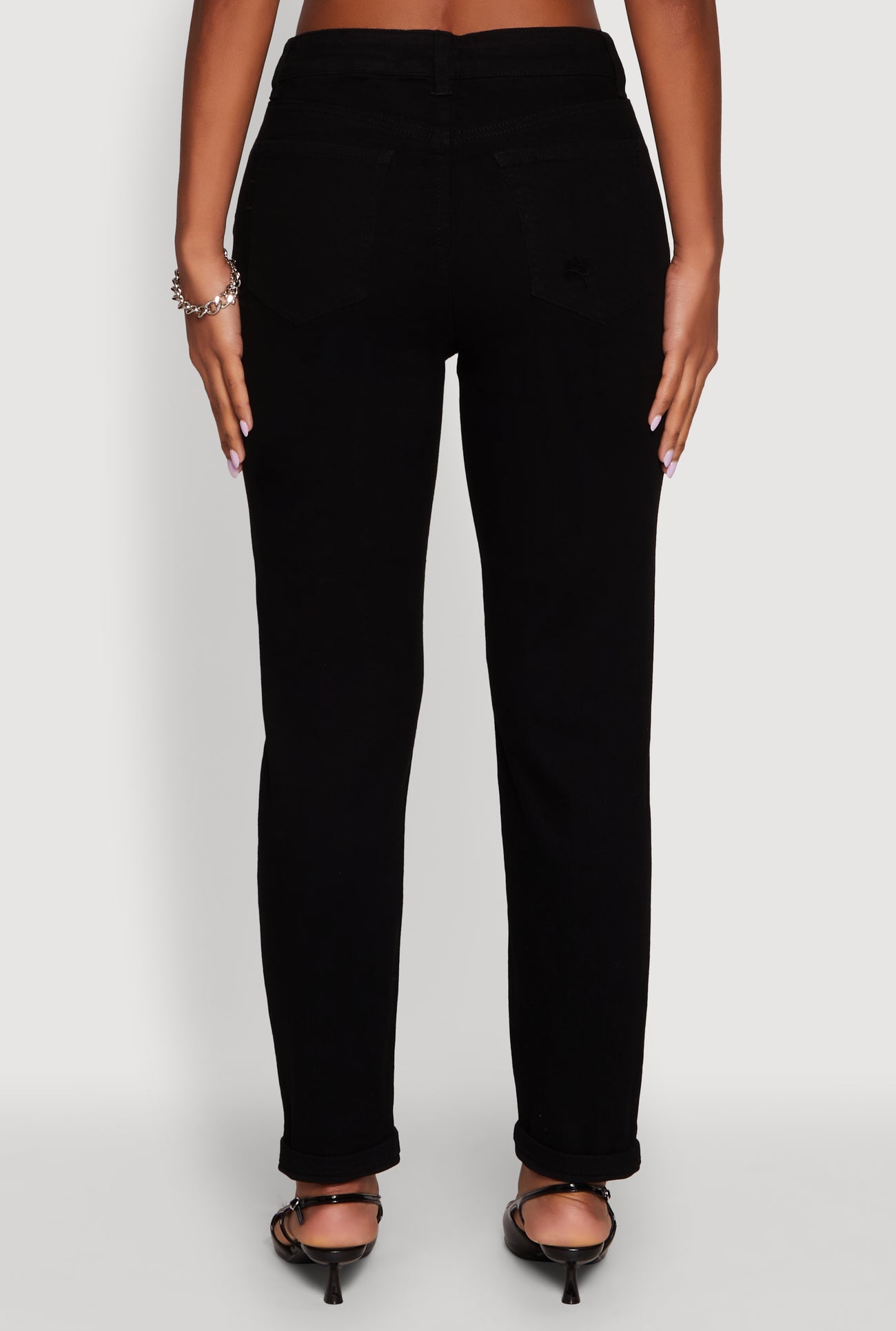 3074071619258001_006