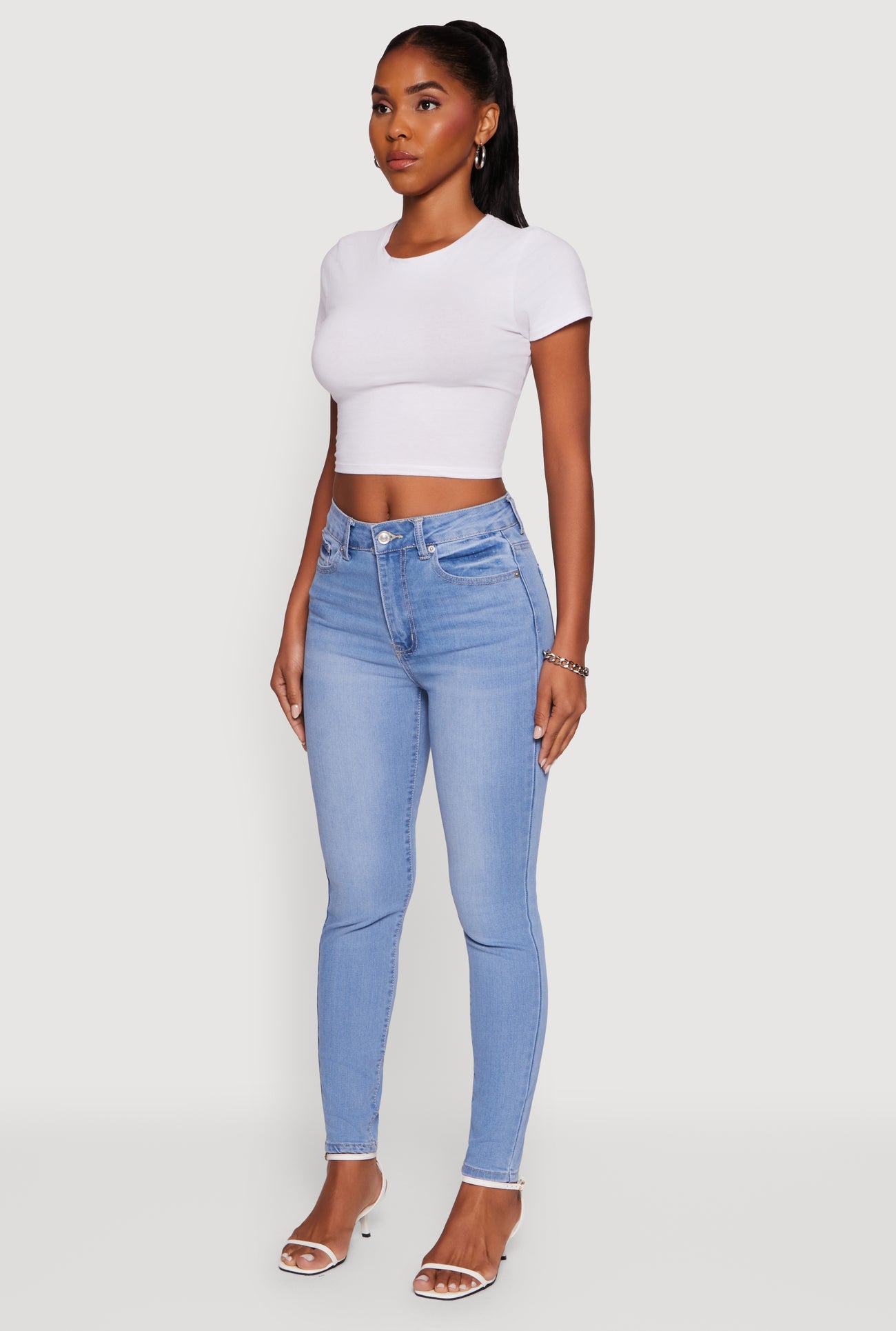 3074071619323402_003