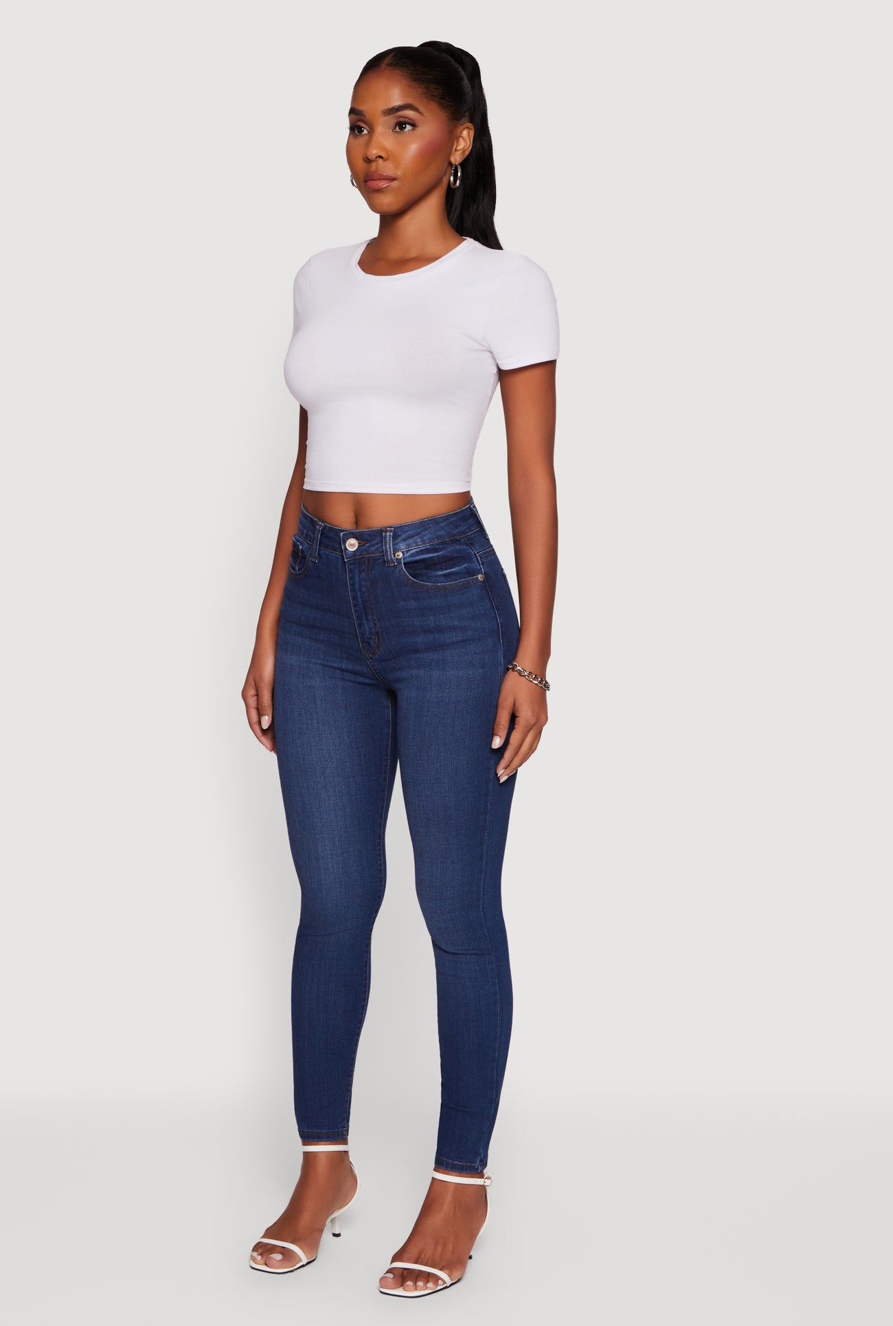 3074071619323404_003