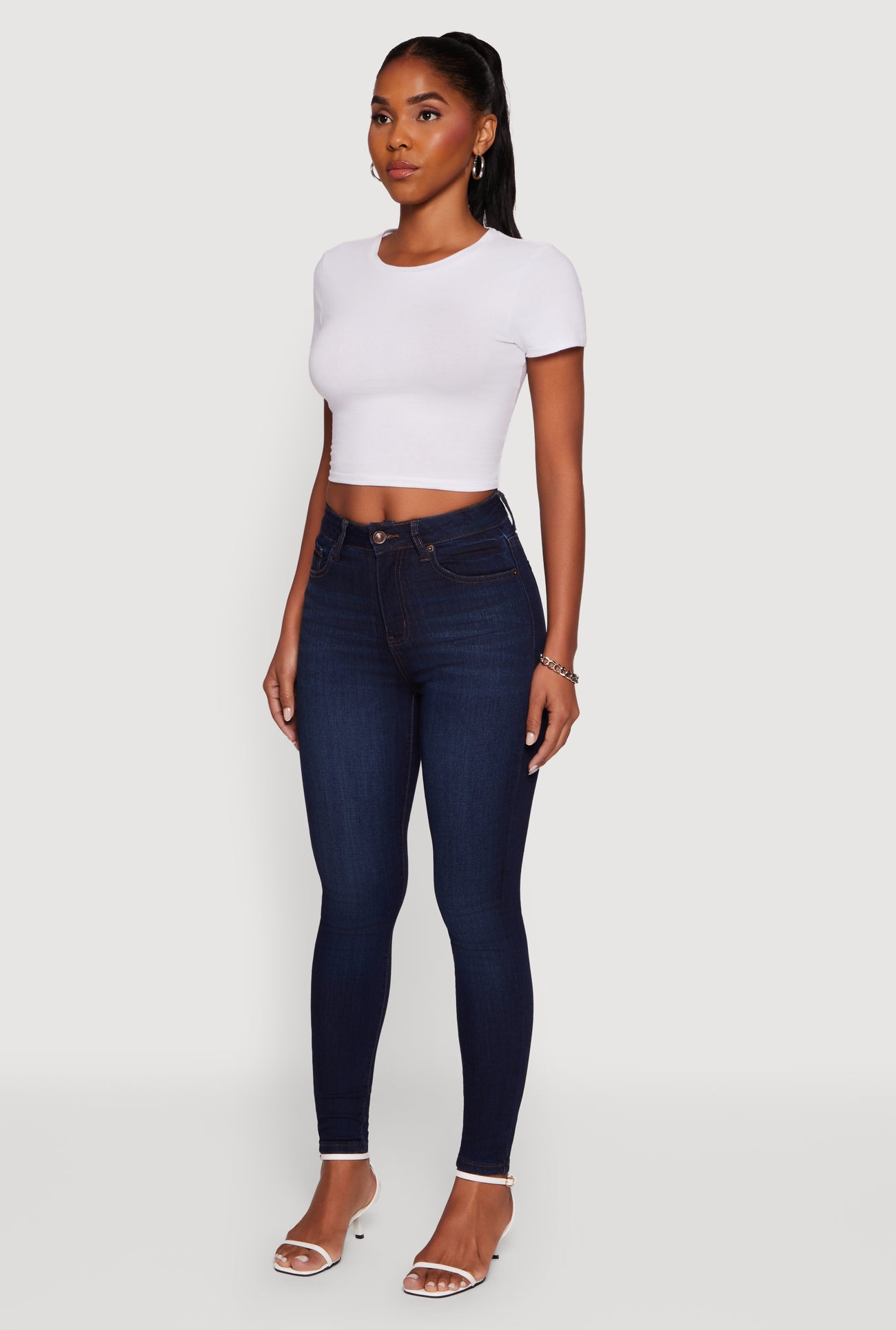 3074071619323408_003