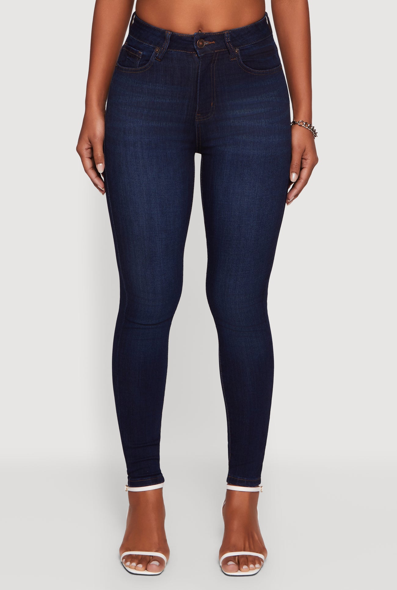 3074071619323408_005