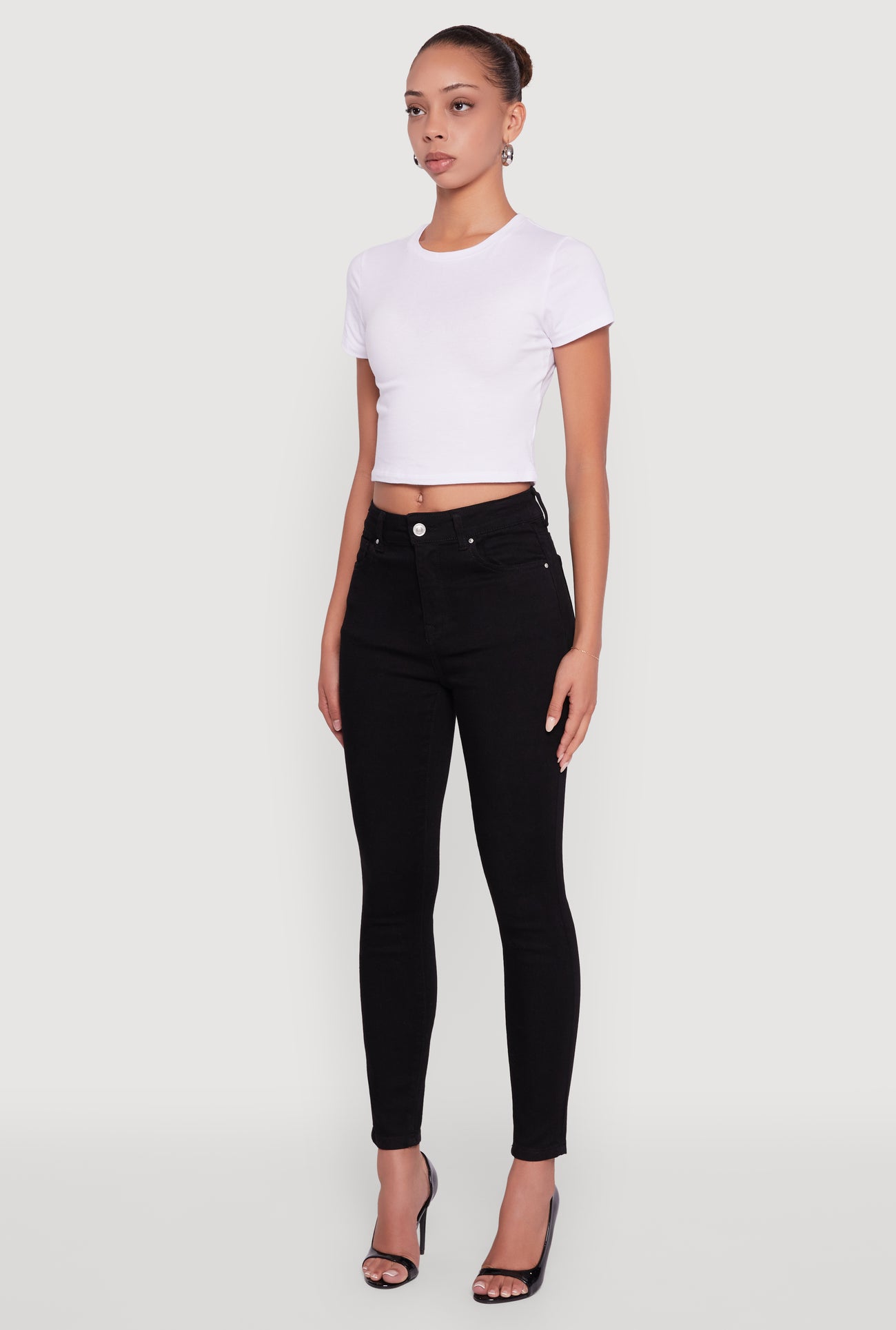 3074071619900001_003