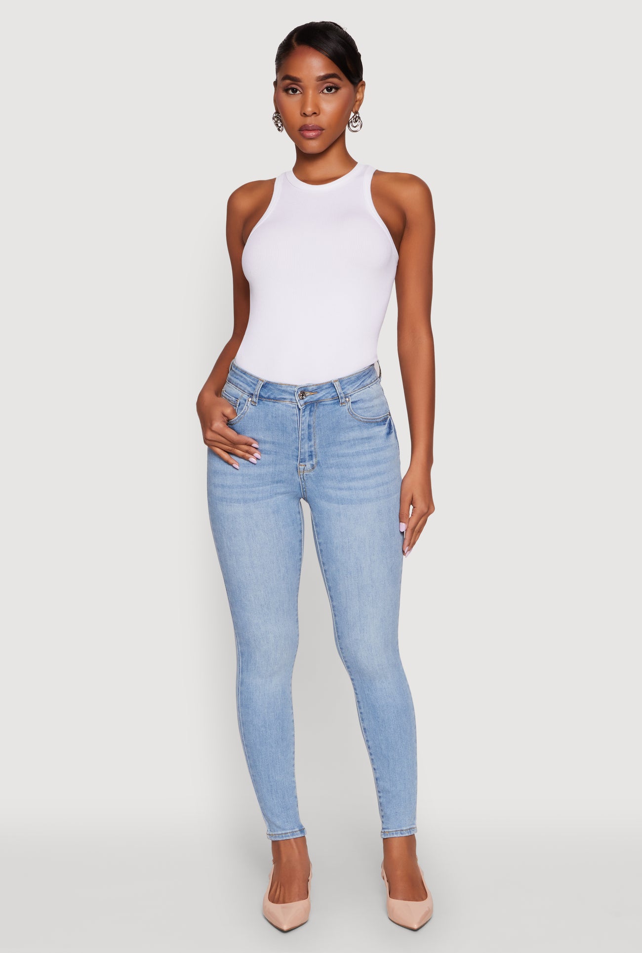 3074071619900402_001