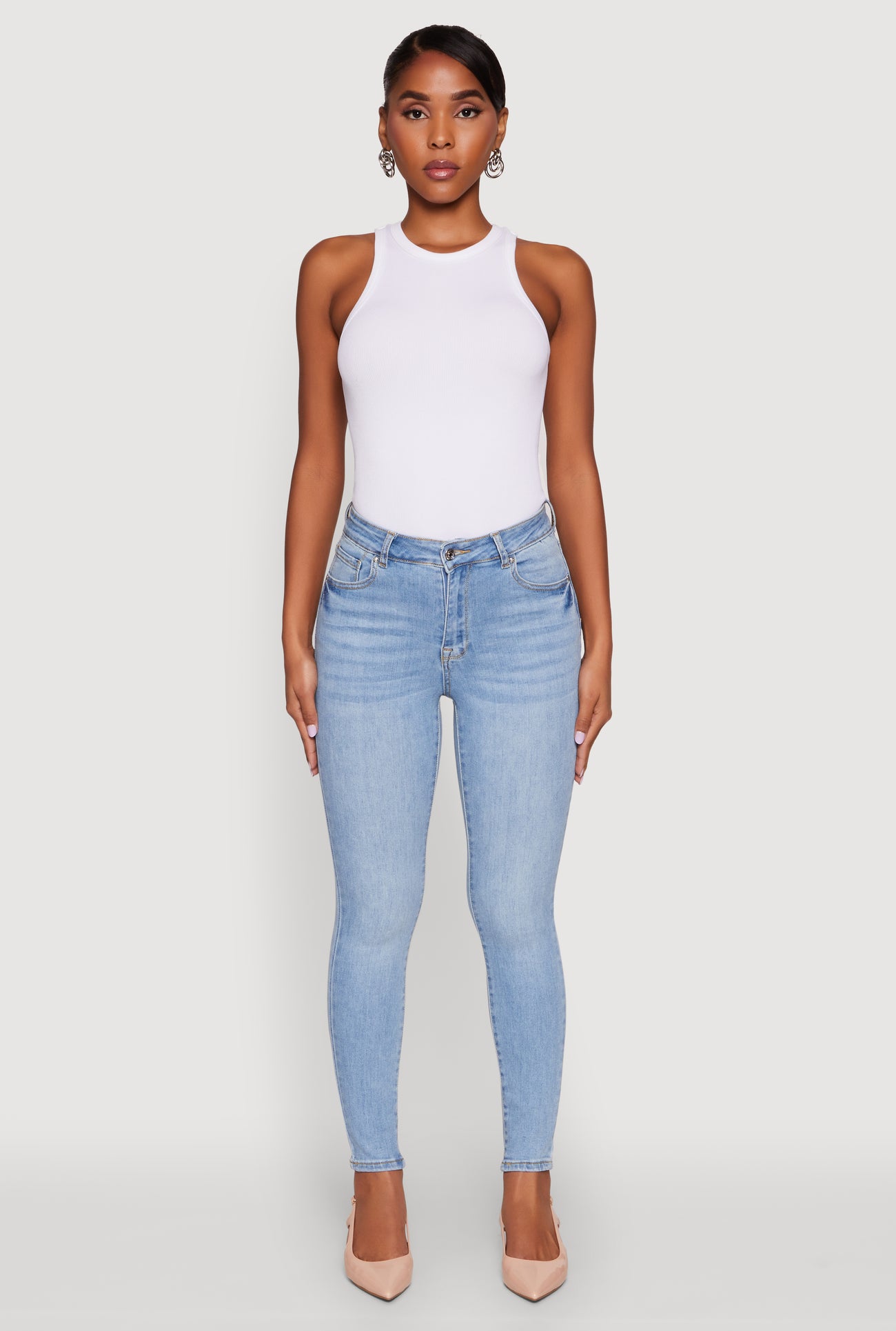 3074071619900402_002