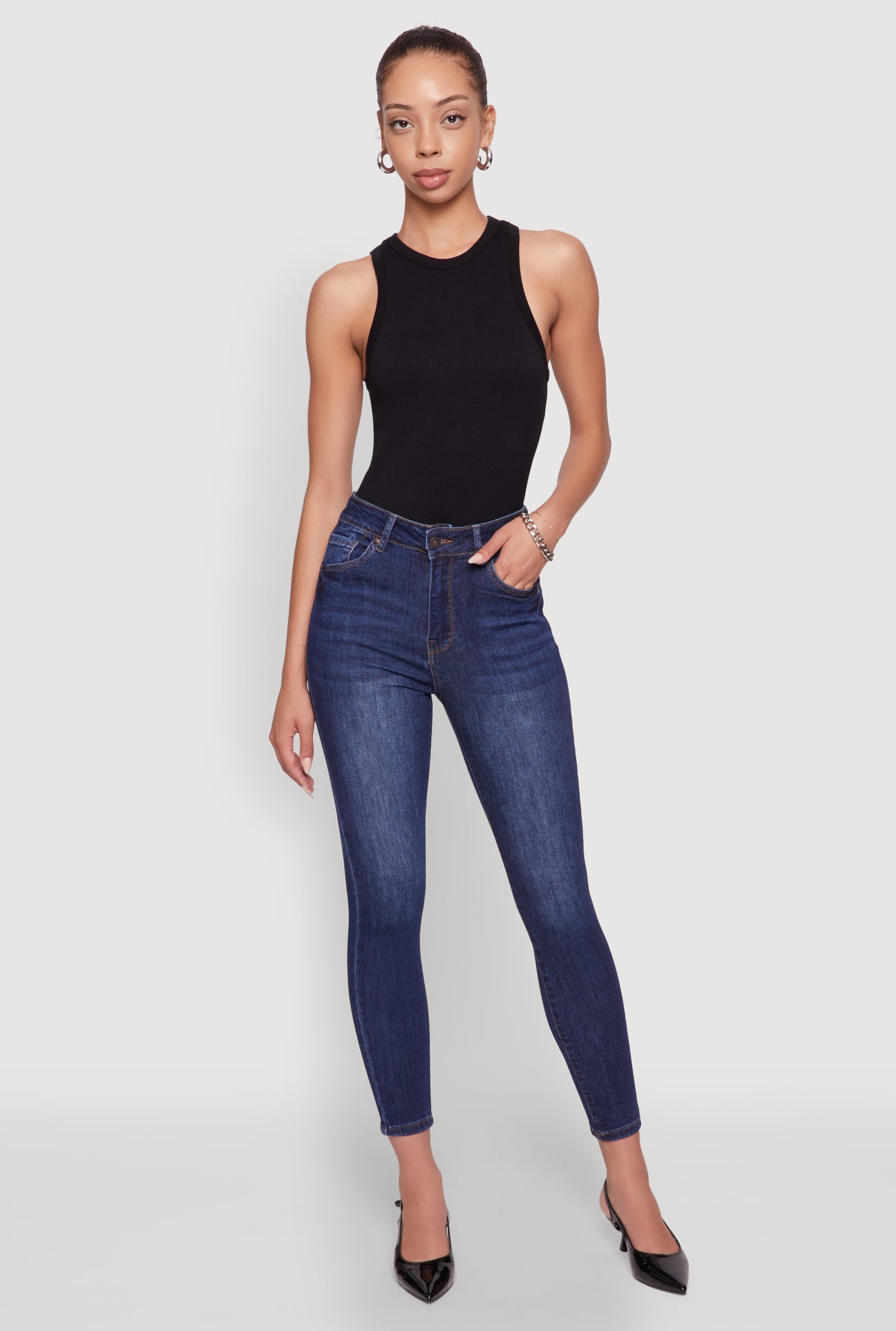 3074071619900408_001