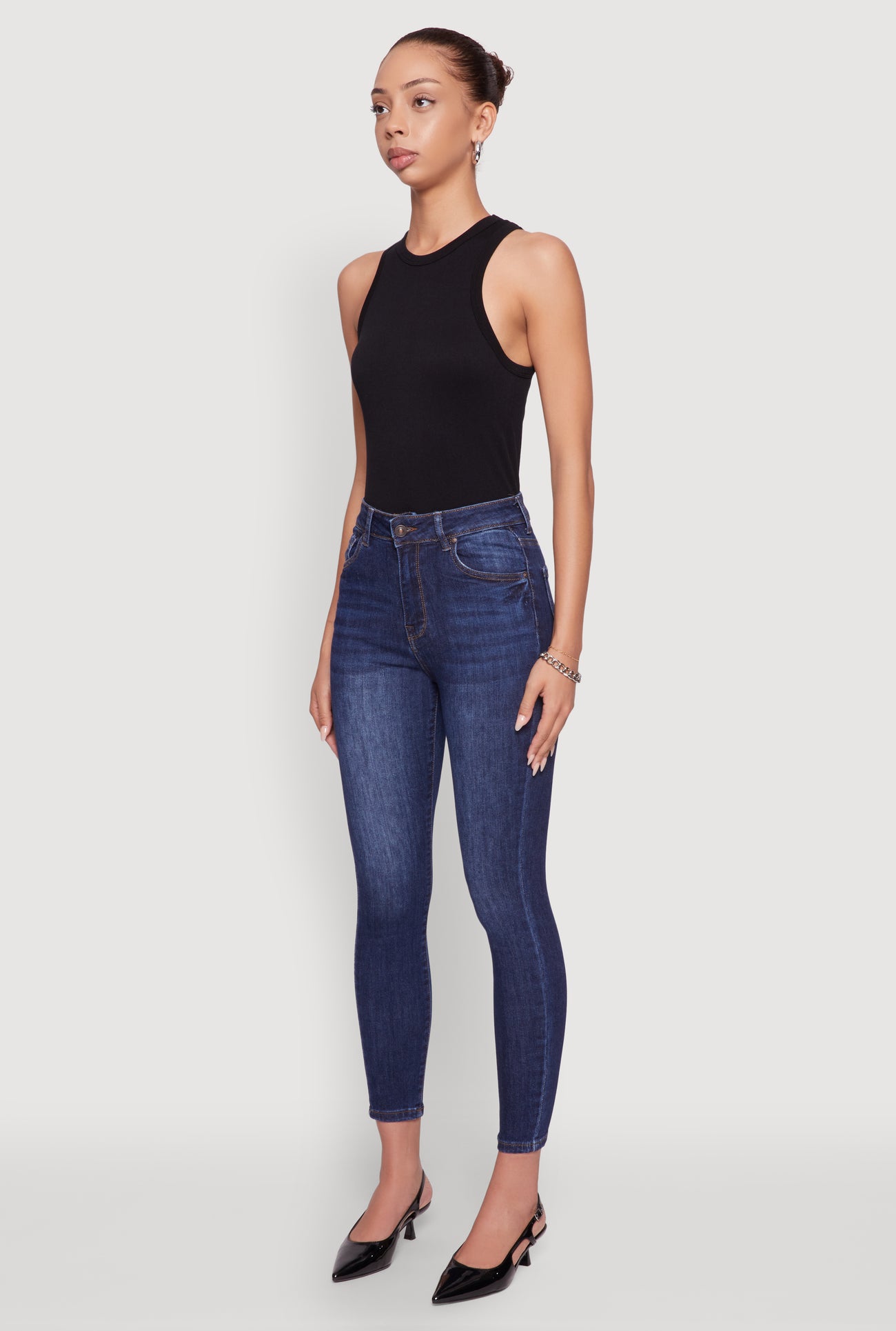 3074071619900408_003