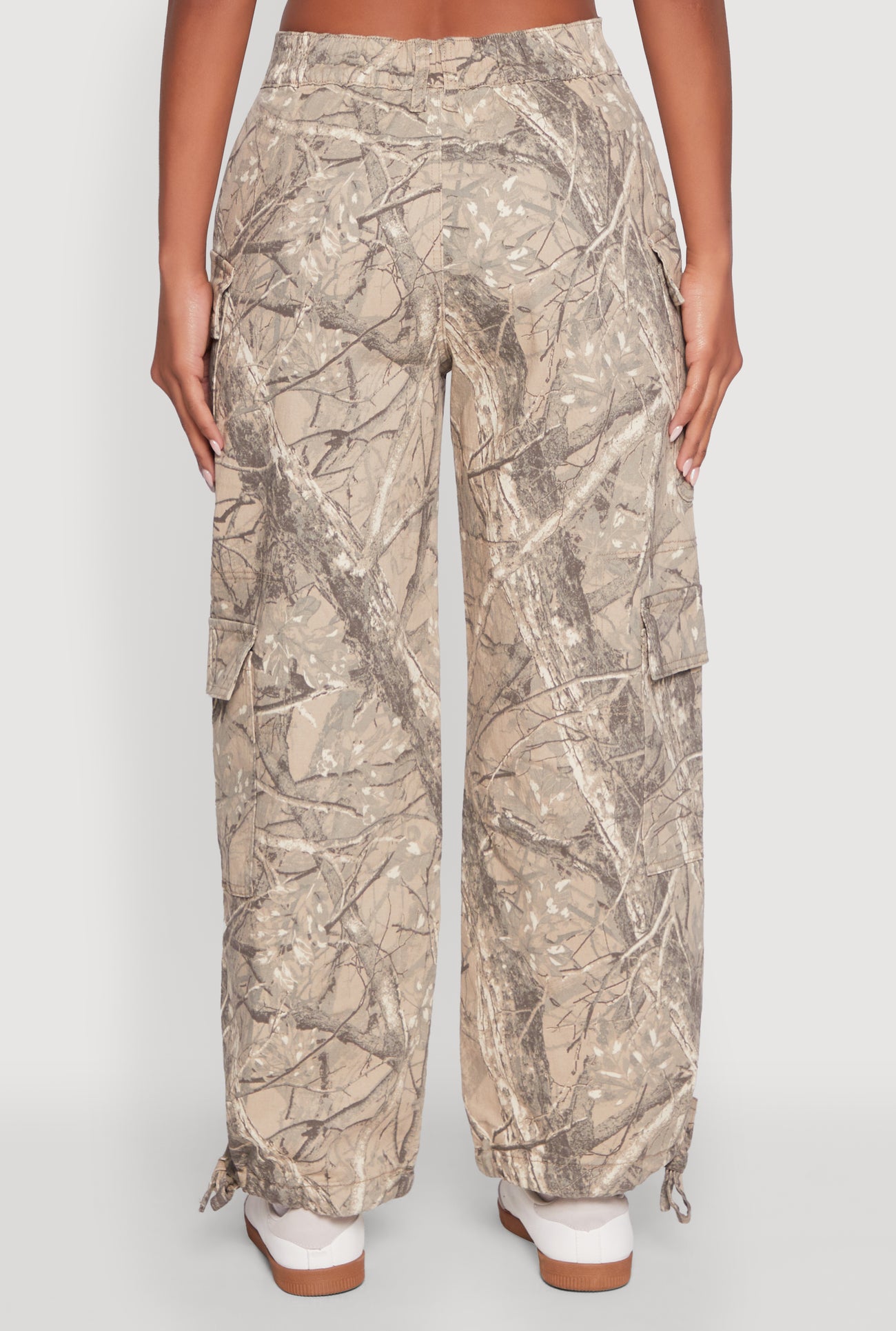 3074077132319024_006