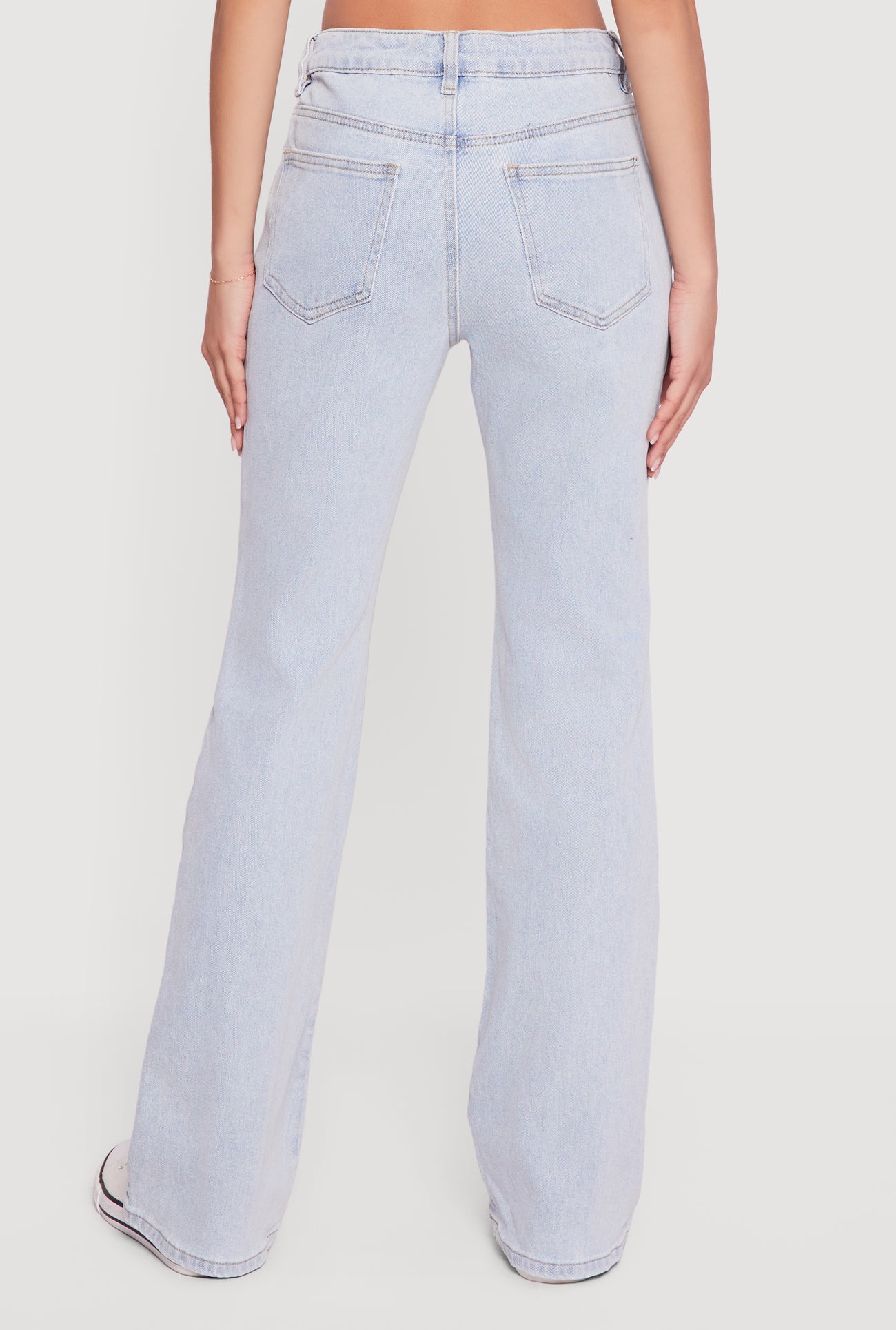 3074077132360402_005