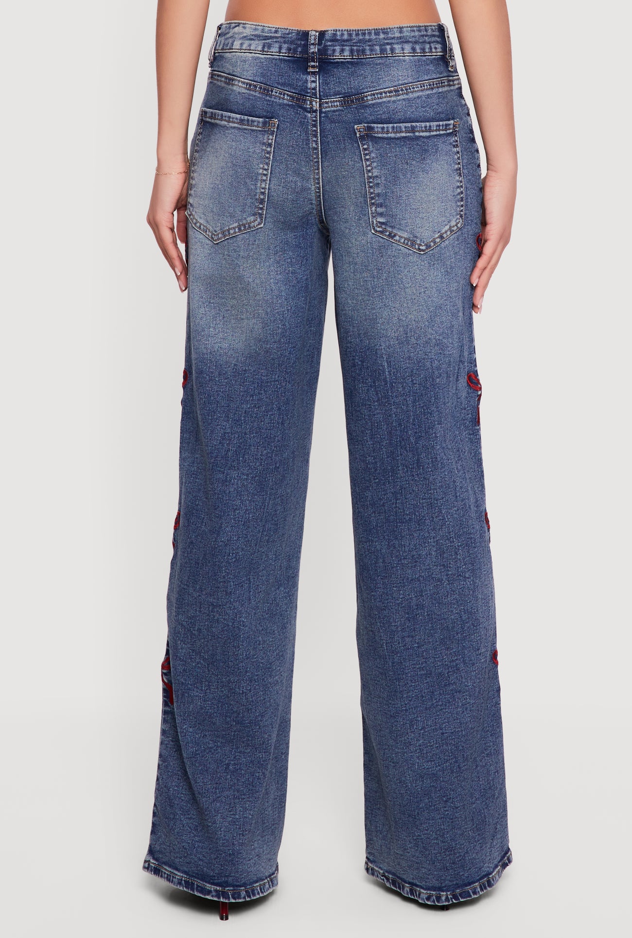 3074077132390060_005