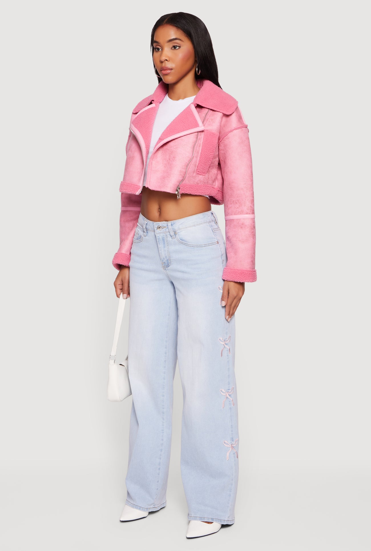 3074077132390402_003