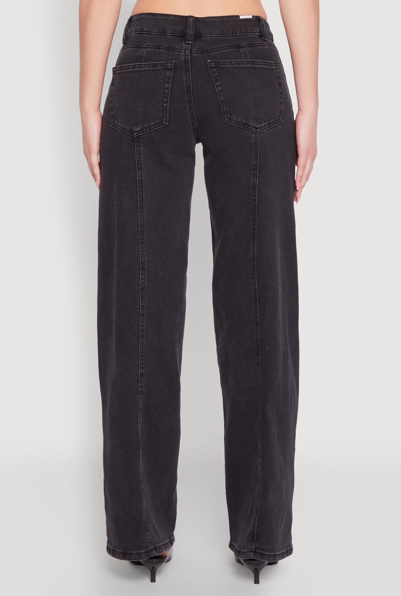 3074077136655001_005