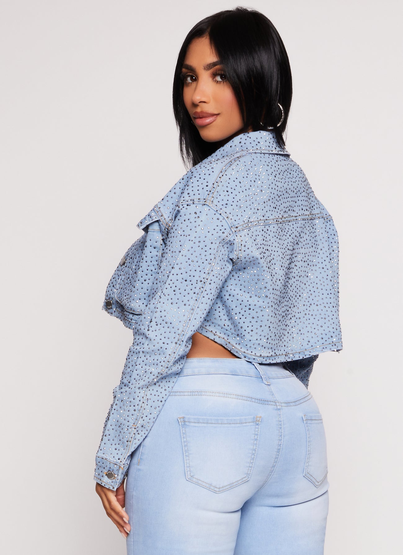 3075064721023402_003