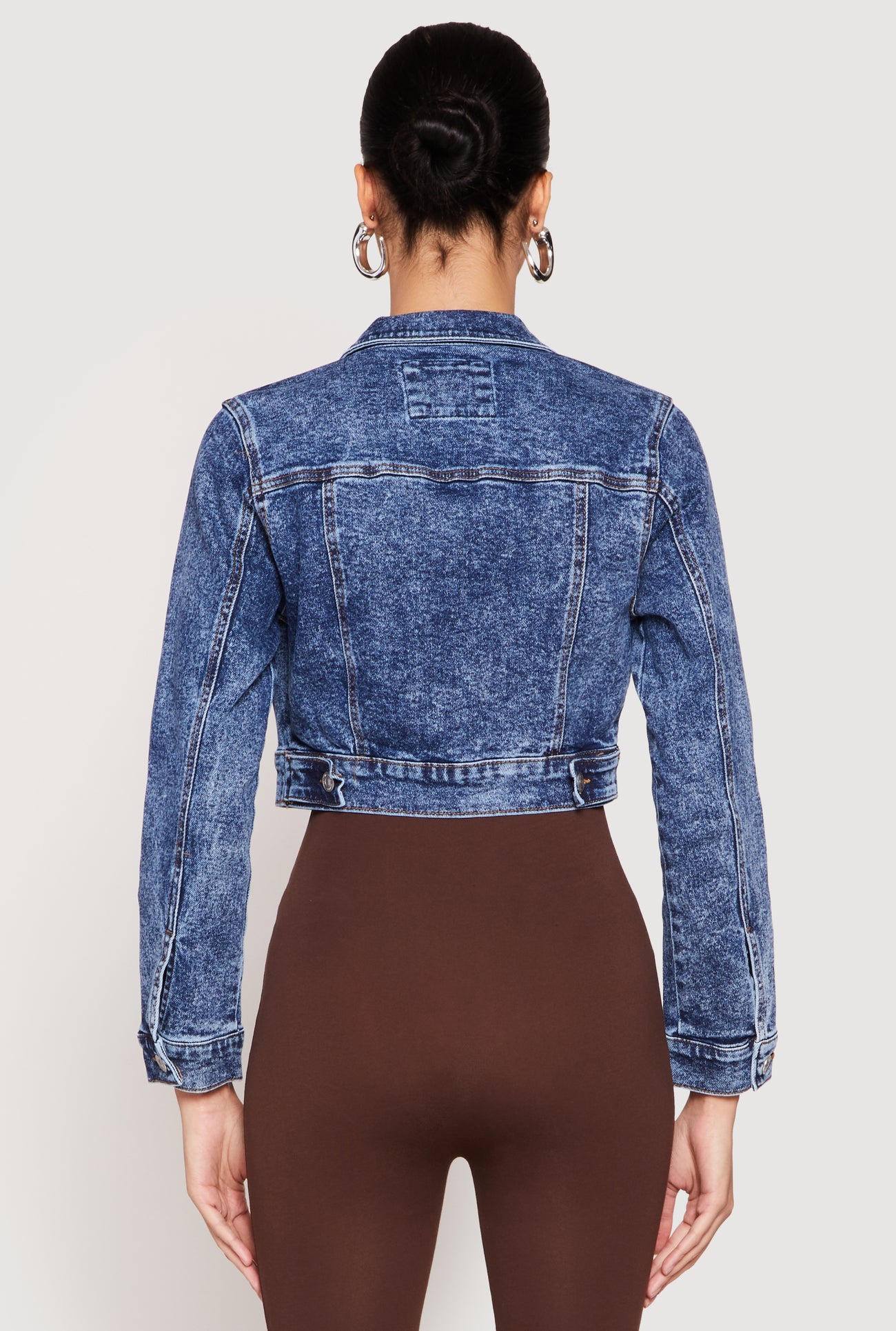 3075071619037408_006