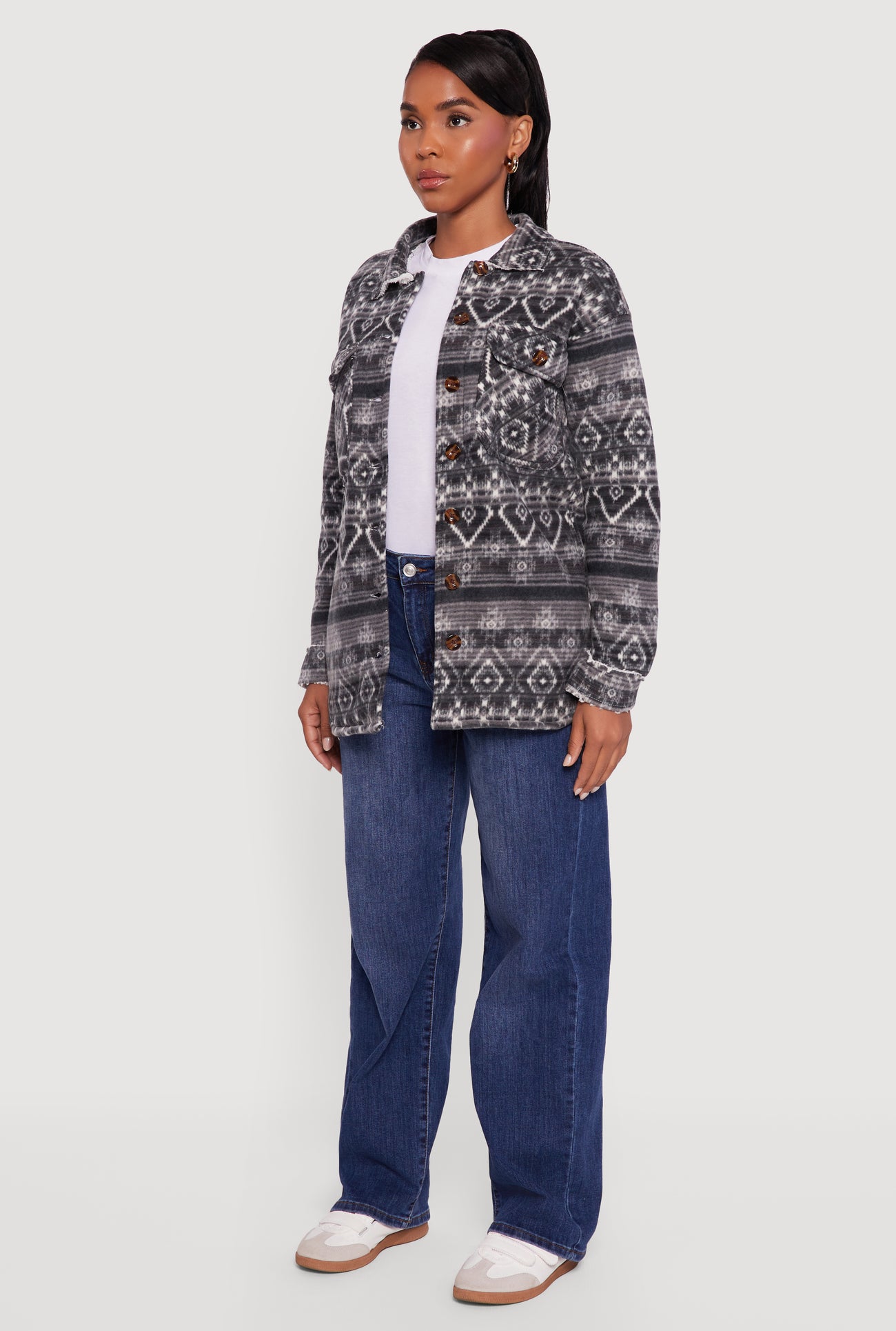 3086038346119001_005