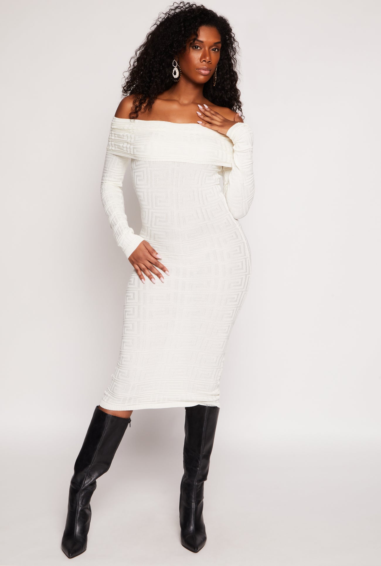 3094075170866010_001