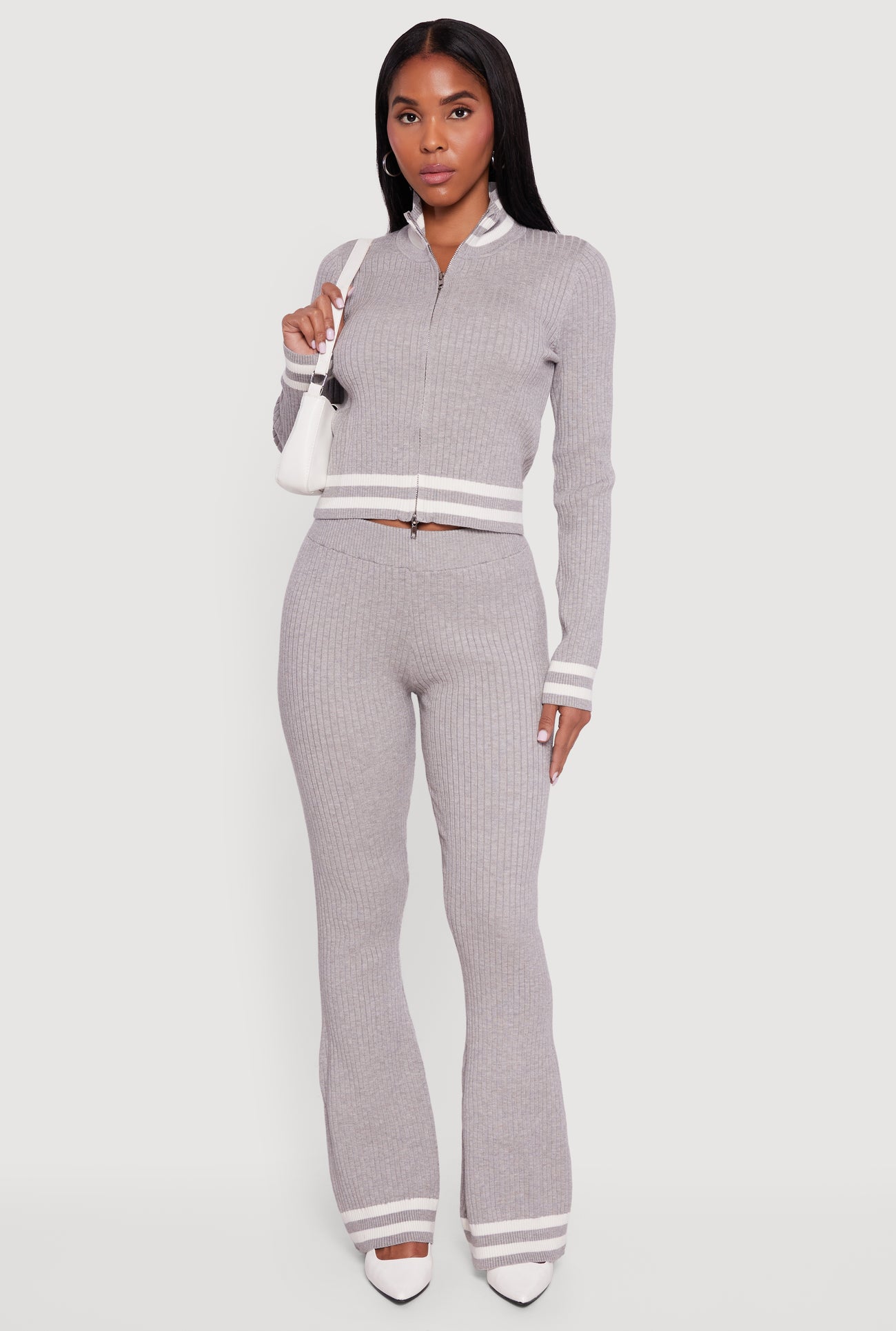 3099038345506004_002